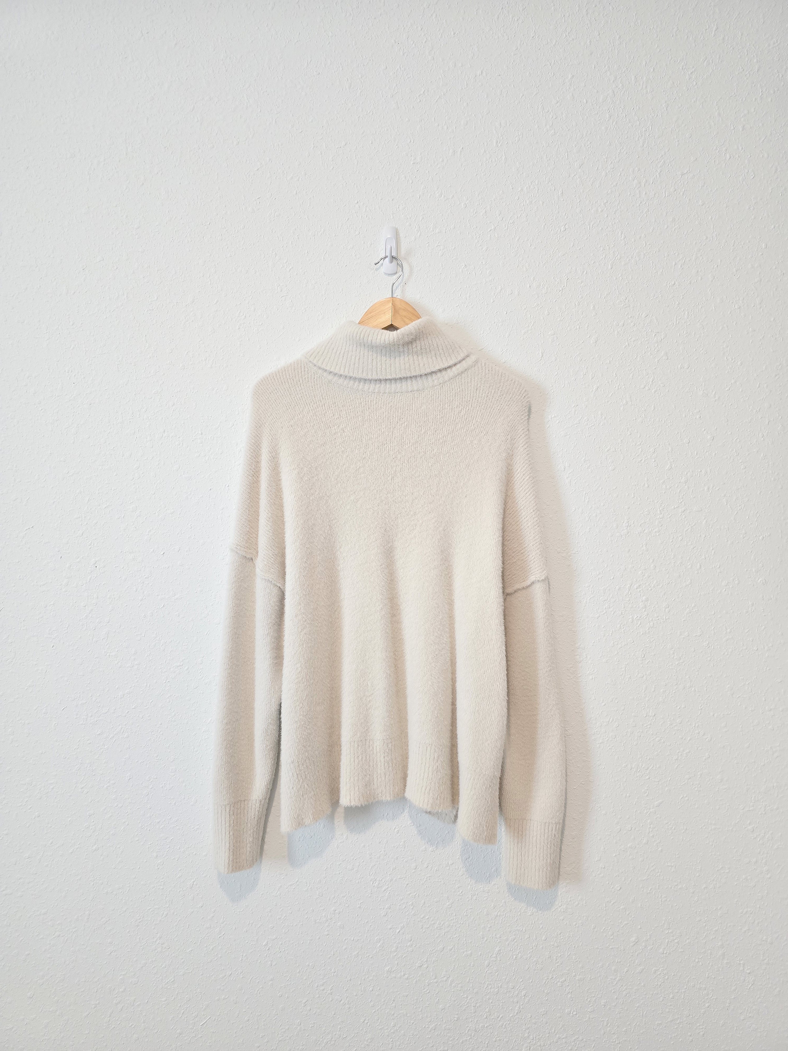 Aerie Cozy Turtleneck Sweater (L)