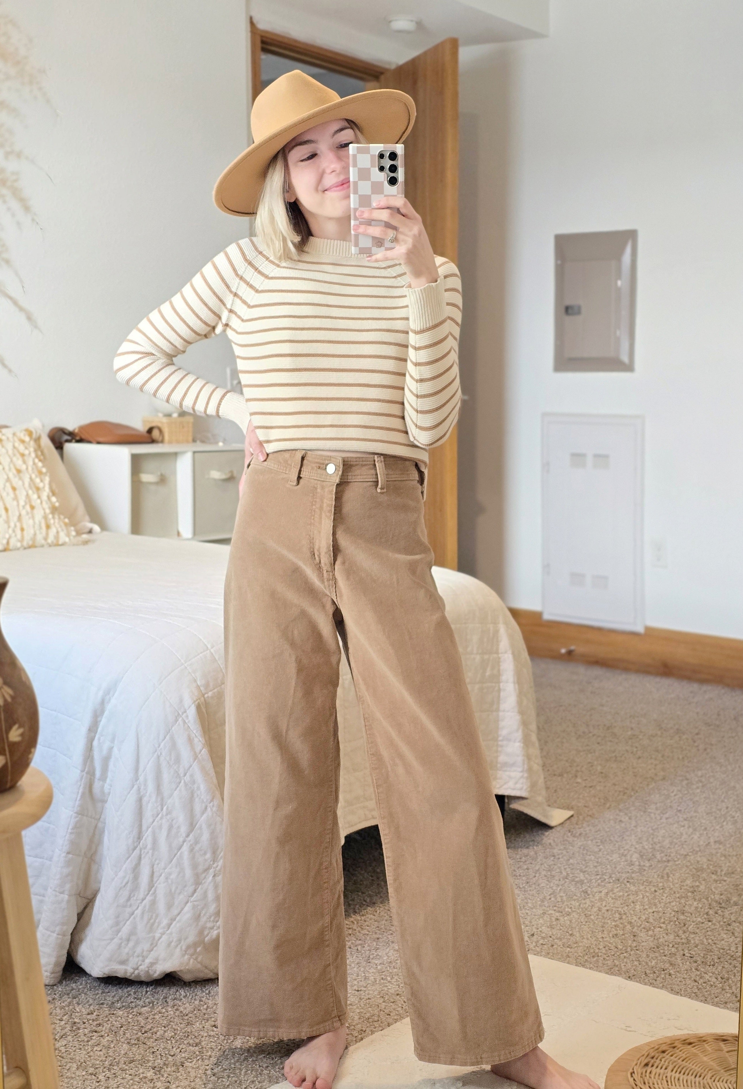Wide Leg Corduroy Jeans (4)
