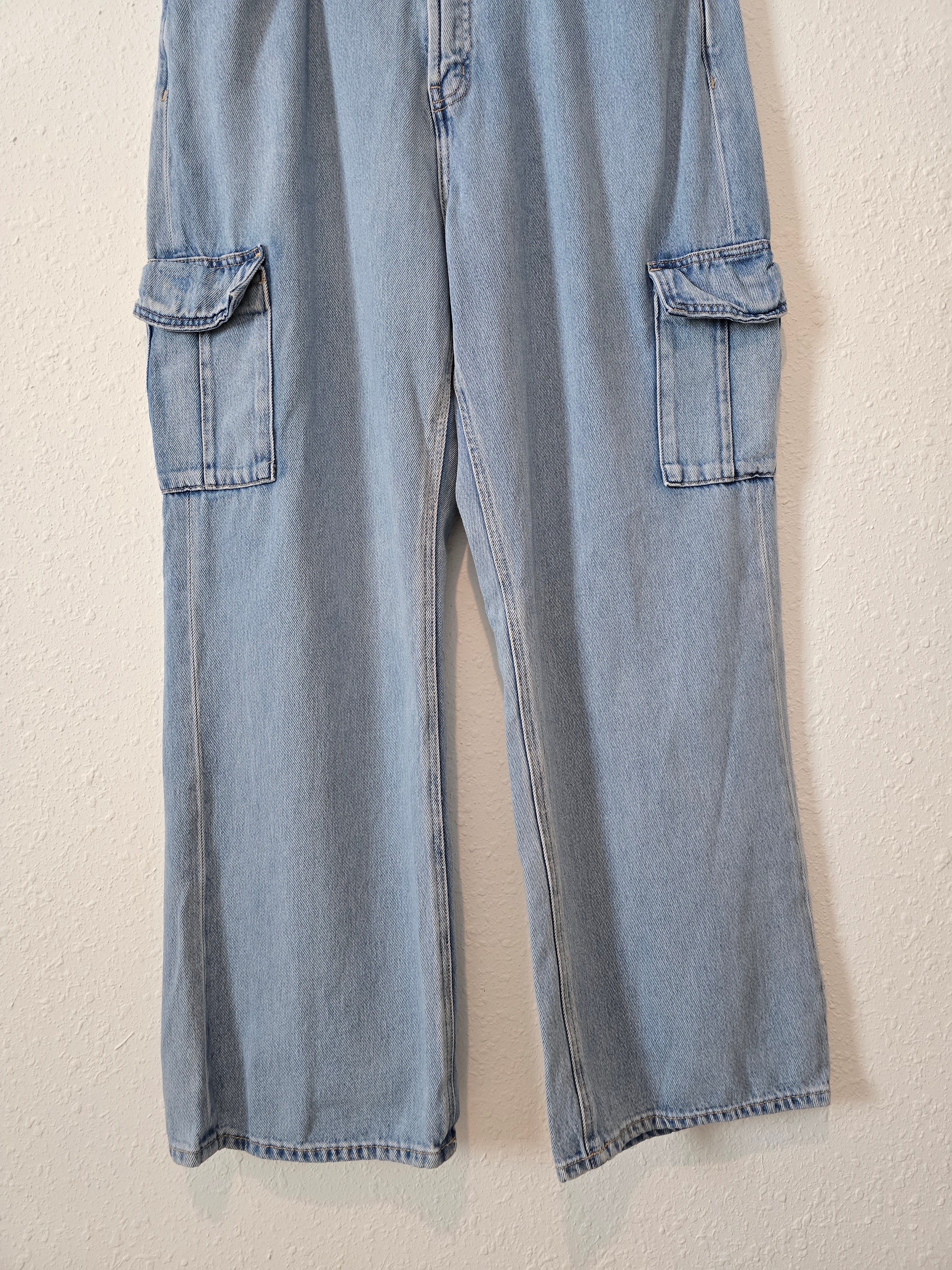 Wide Leg Cargo Jeans (16)
