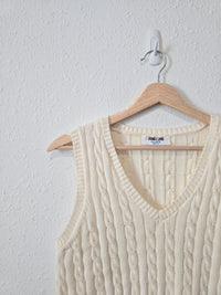 Cable Knit Sweater Vest (M)