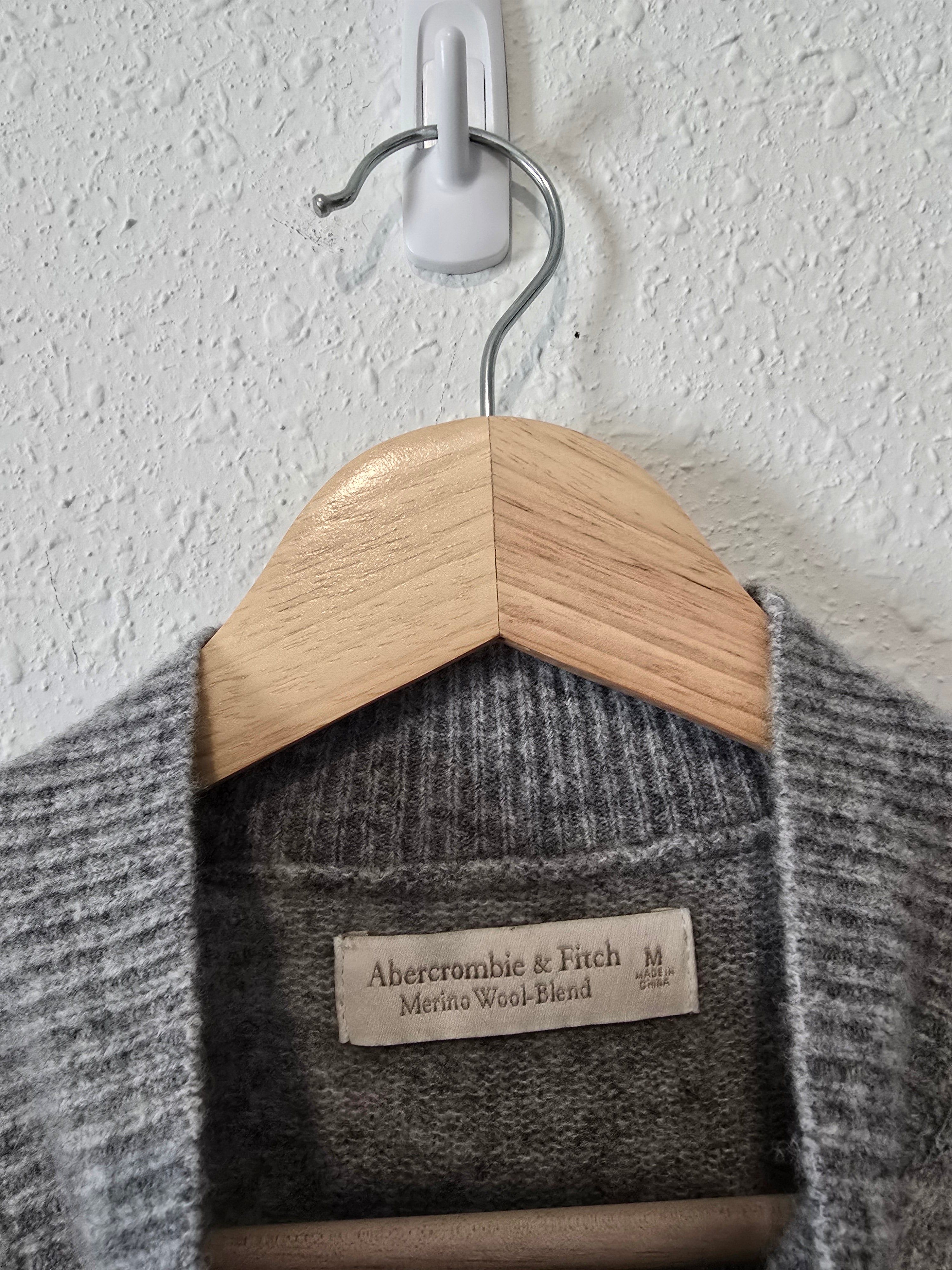 Abercrombie Wool Blend Sweater Tee (M)