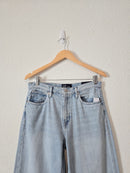 NEW Light Wash Wide Leg Jeans (10/30)