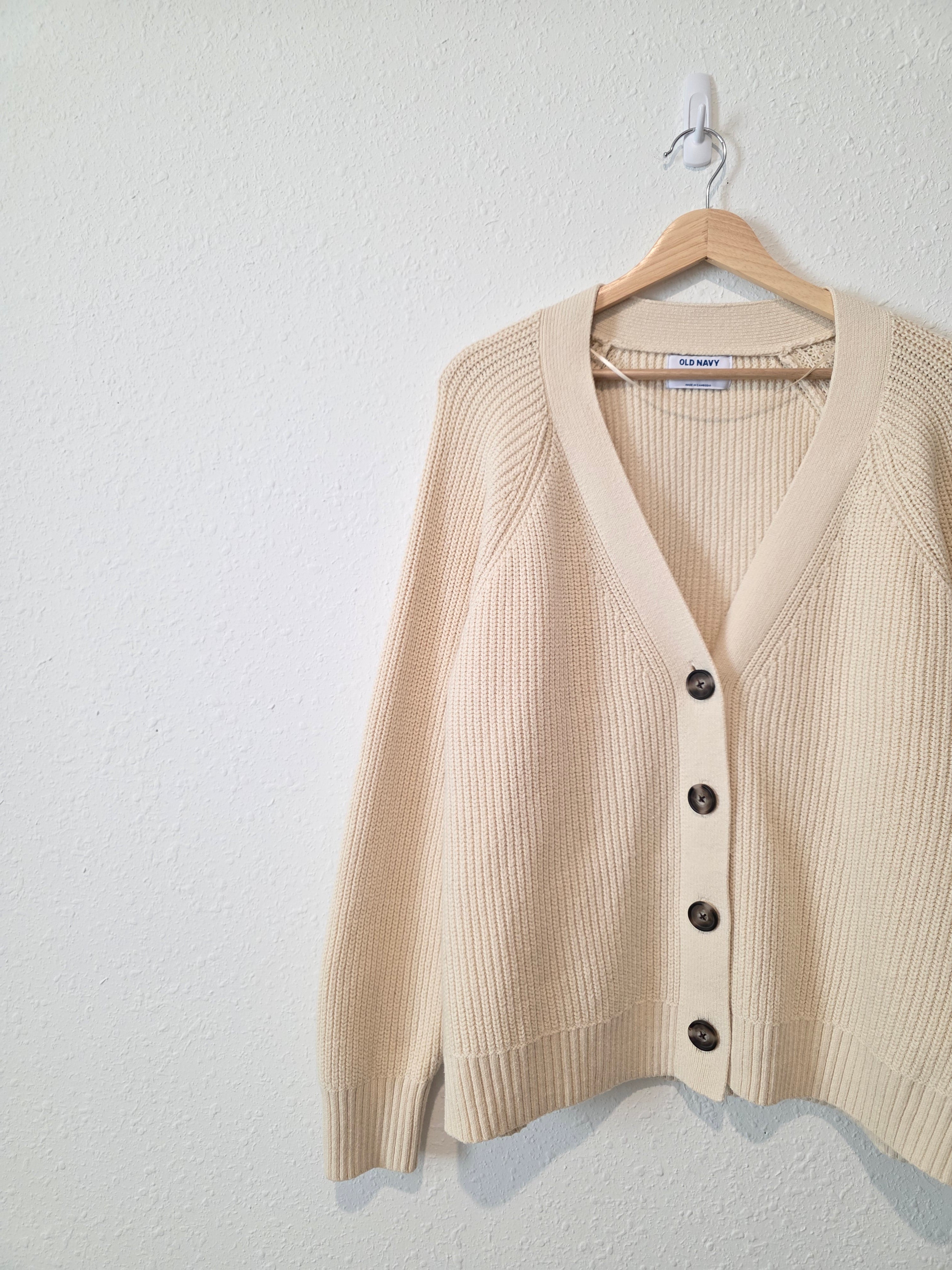 Cozy Ribbed Knit Cardigan (XL)