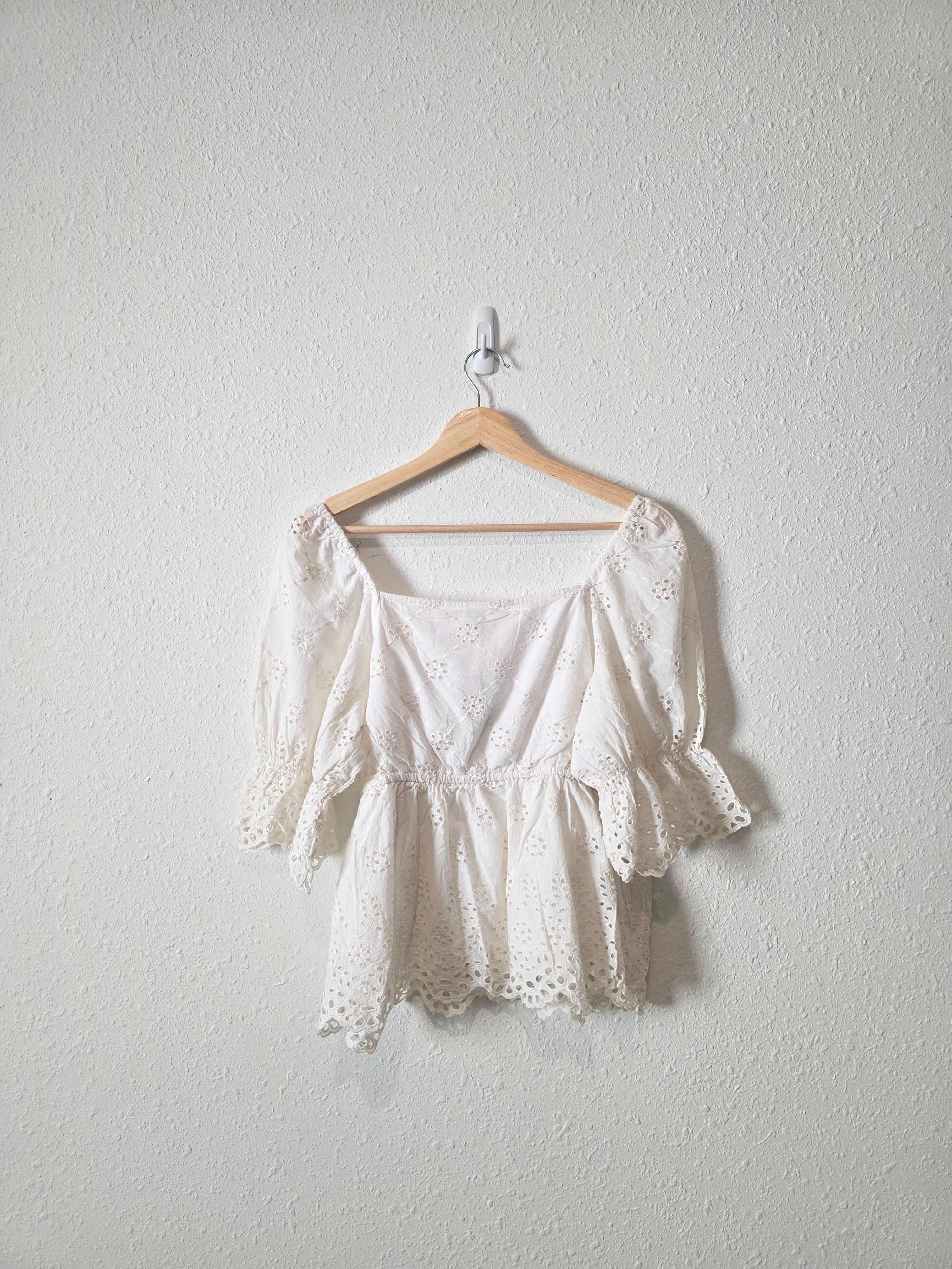 NEW Floral Eyelet Blouse (M)