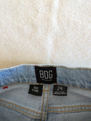 Light Wash Wide Leg Jeans (24)
