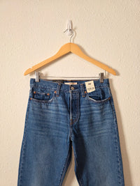 NEW Levi's Wedgie Jeans (28)