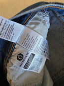 NEW Levi's Wedgie Jeans (28)