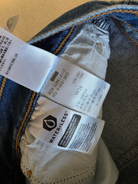 NEW Levi's Wedgie Jeans (28)