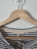 Easel Striped Oversized Tee (M)