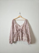 NEW Arula Dainty Floral Top (1X)