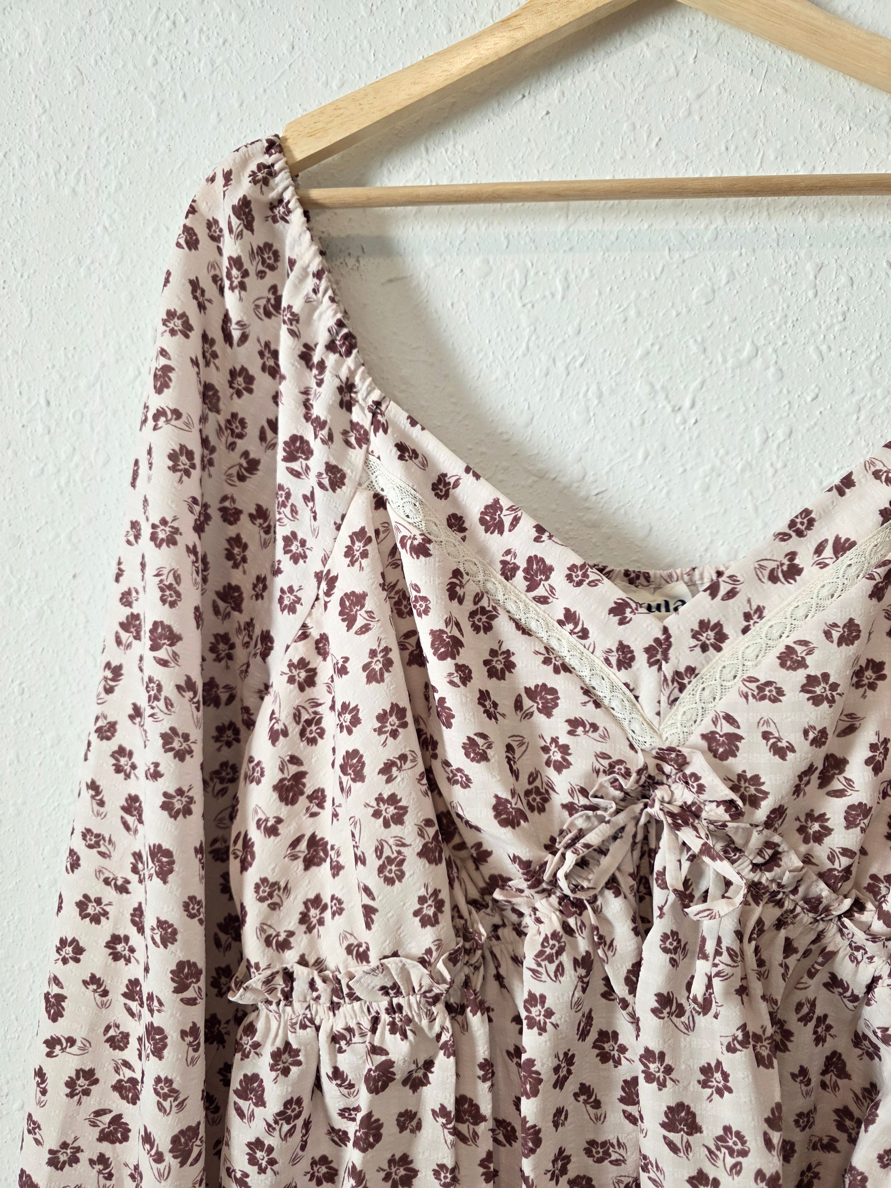 NEW Arula Dainty Floral Top (1X)