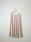Neutral Flowy Wide Leg Pants (L)