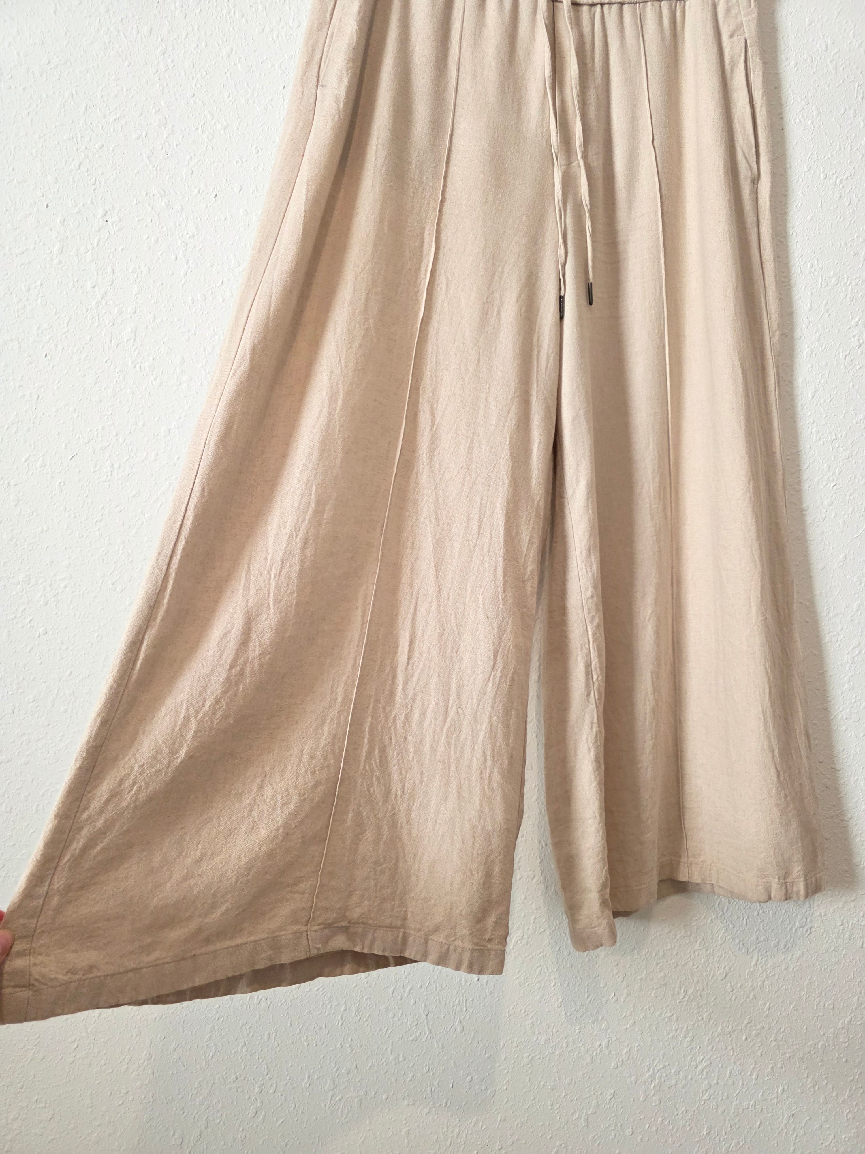 Neutral Flowy Wide Leg Pants (L)