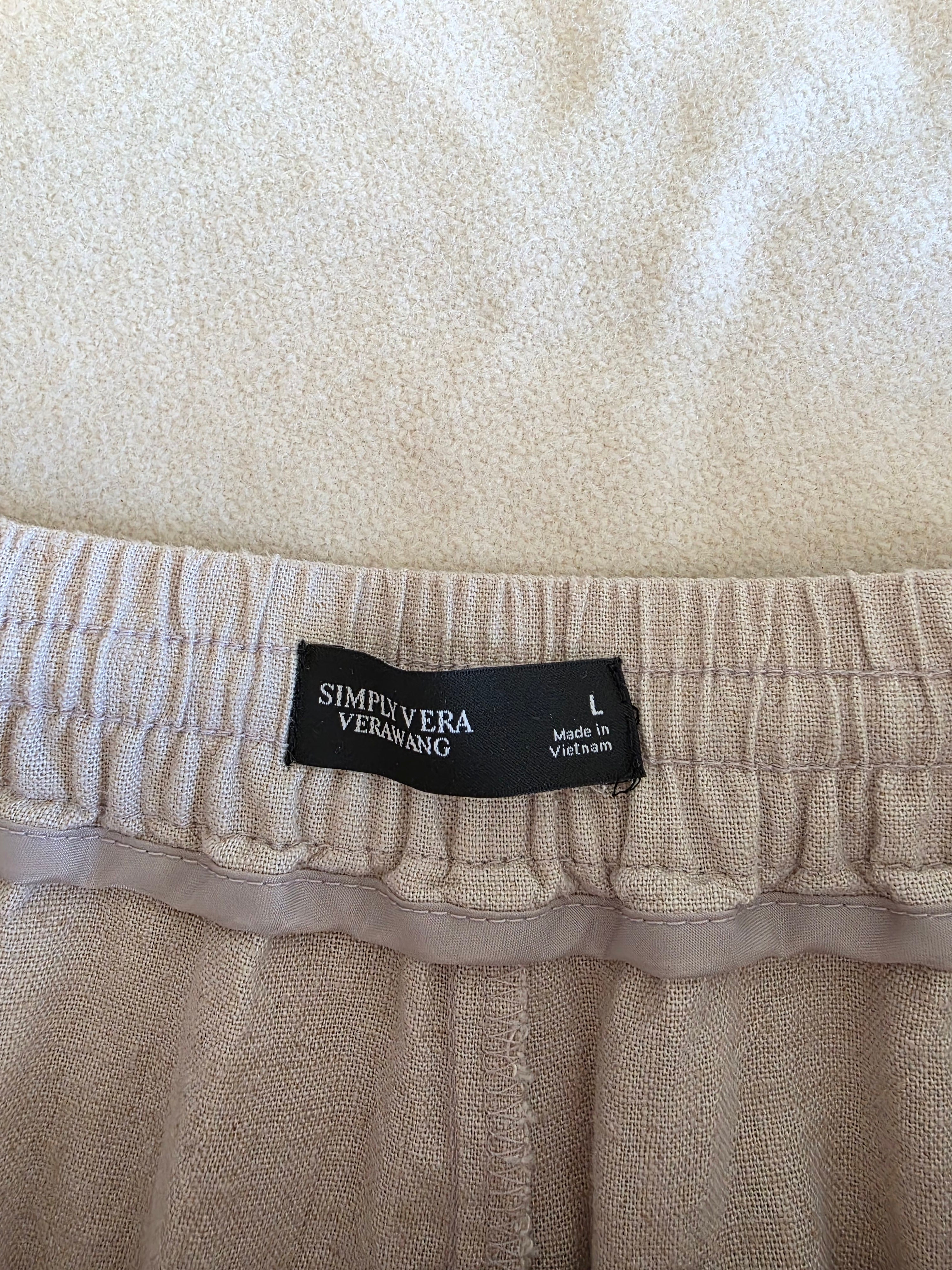 Neutral Flowy Wide Leg Pants (L)