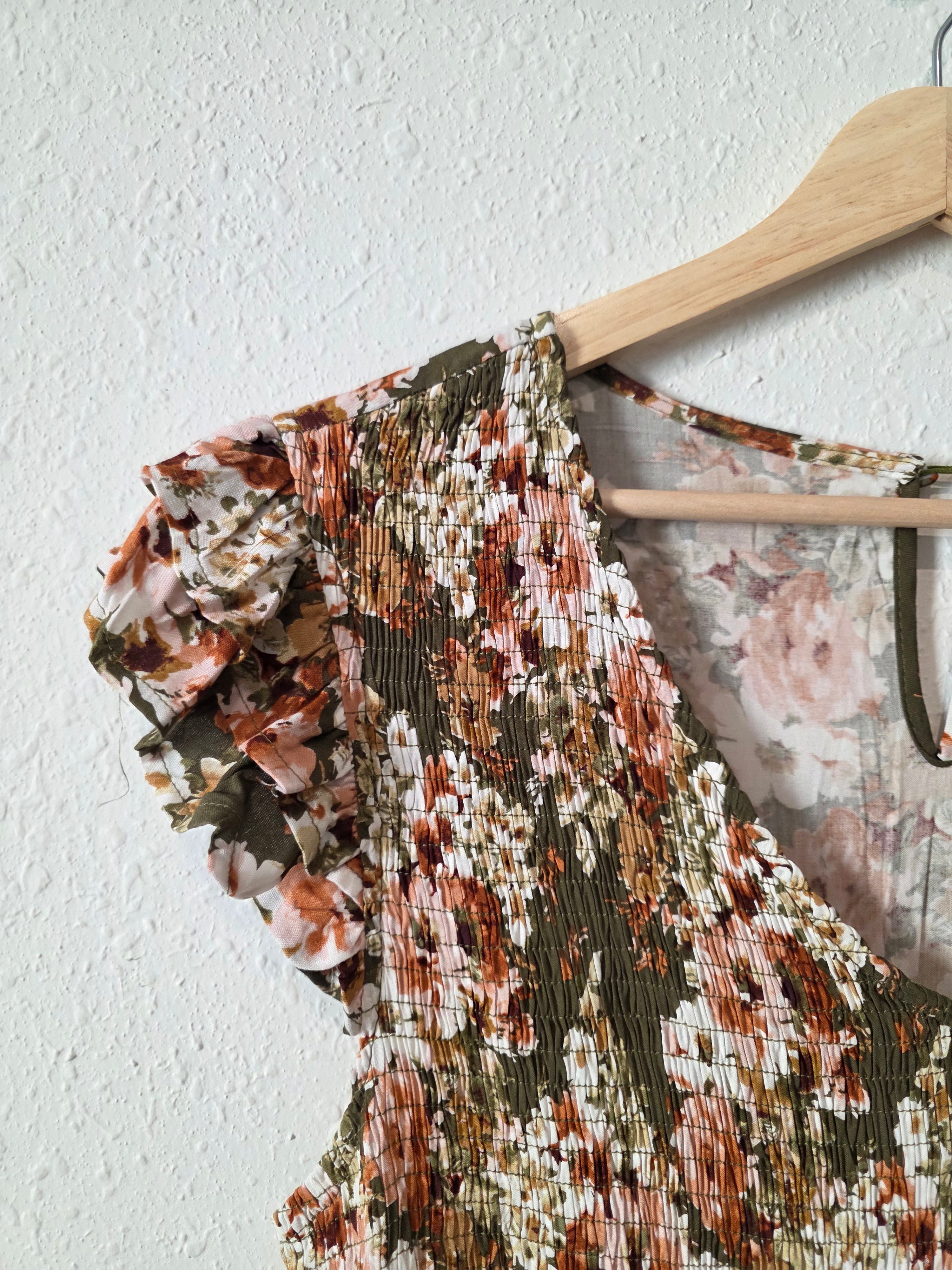 Hayden Floral Smocked Midi Dress (M)