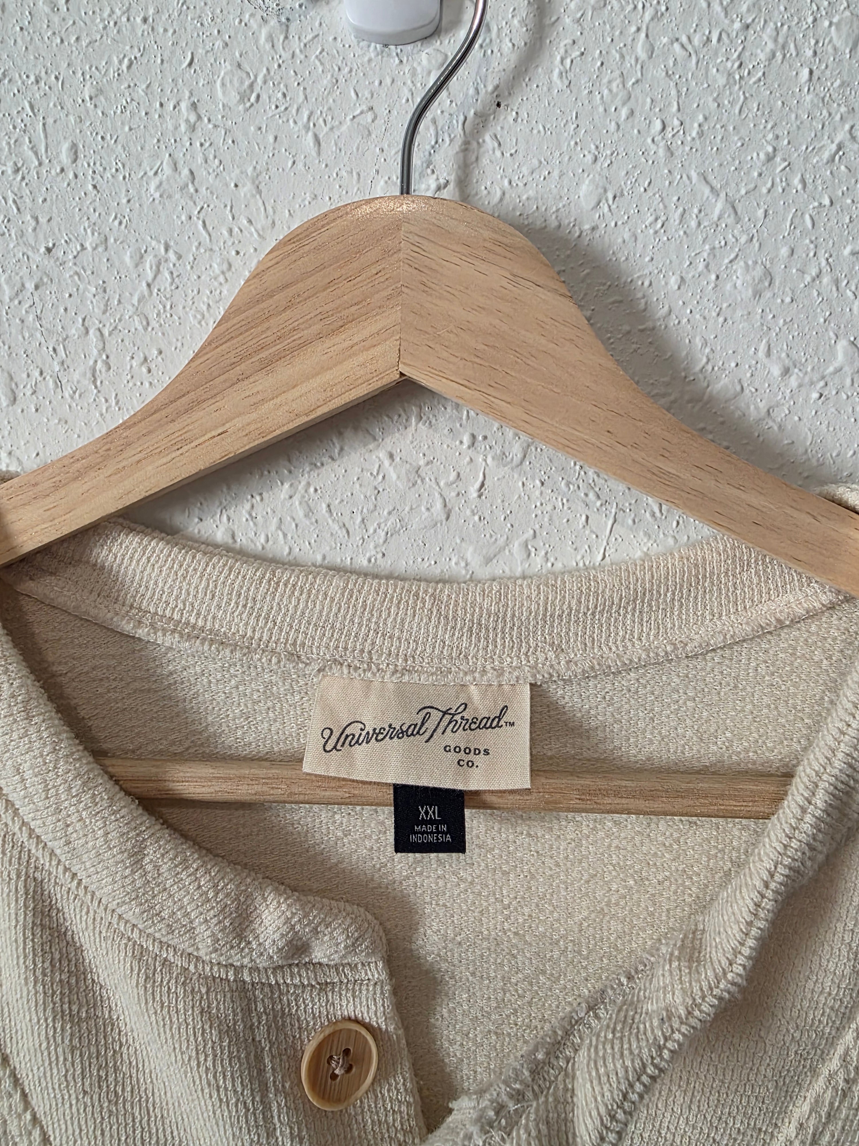 Knit Henley Tee (XXL)