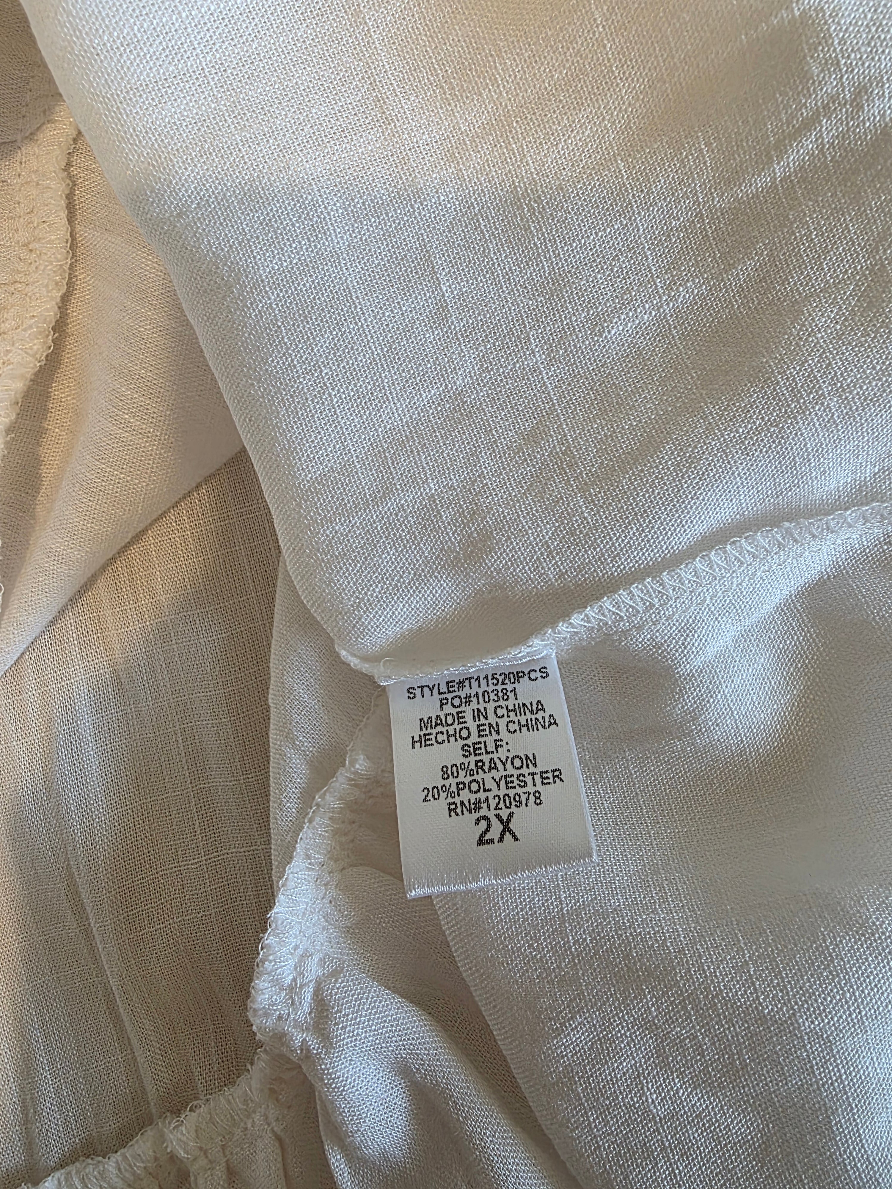 Entro White Button Up Blouse (2X)