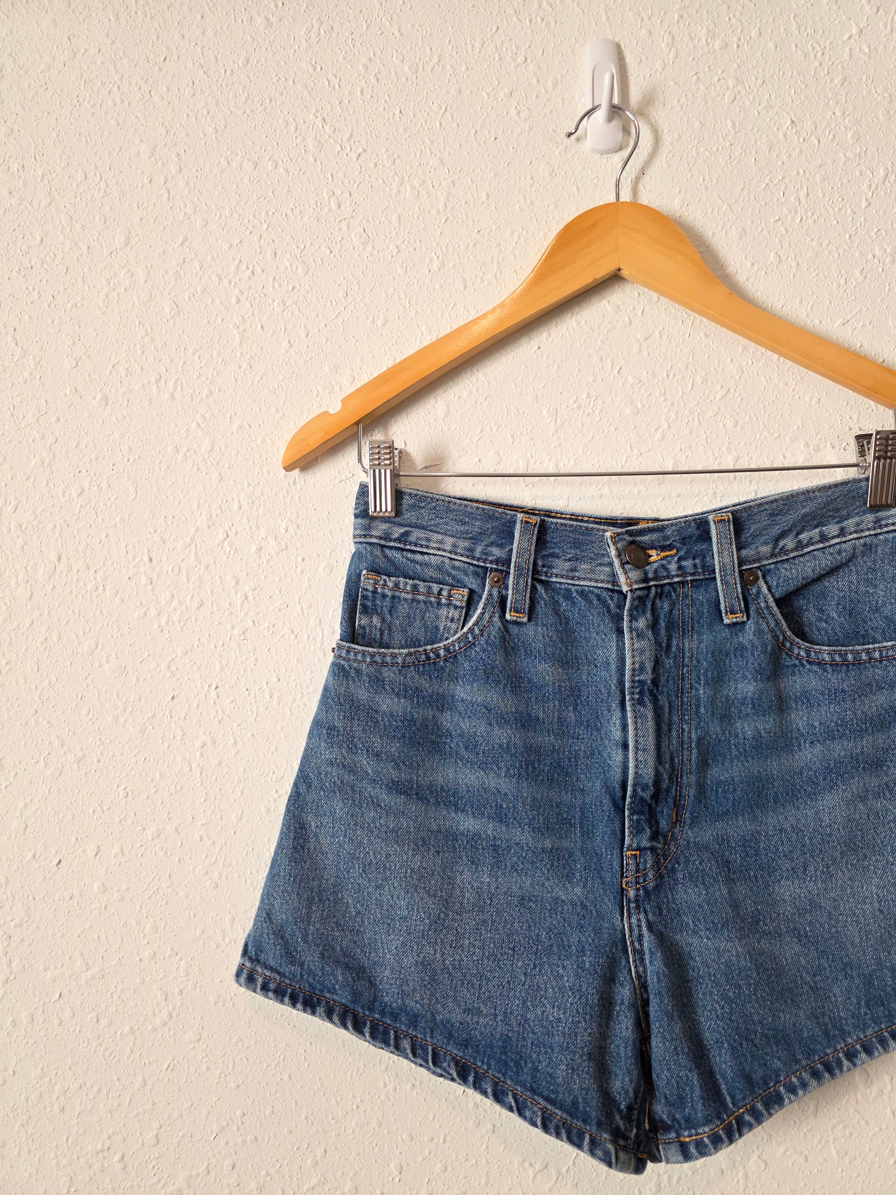 Levi's High Waisted Mom Shorts (26)
