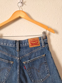 Levi's High Waisted Mom Shorts (26)