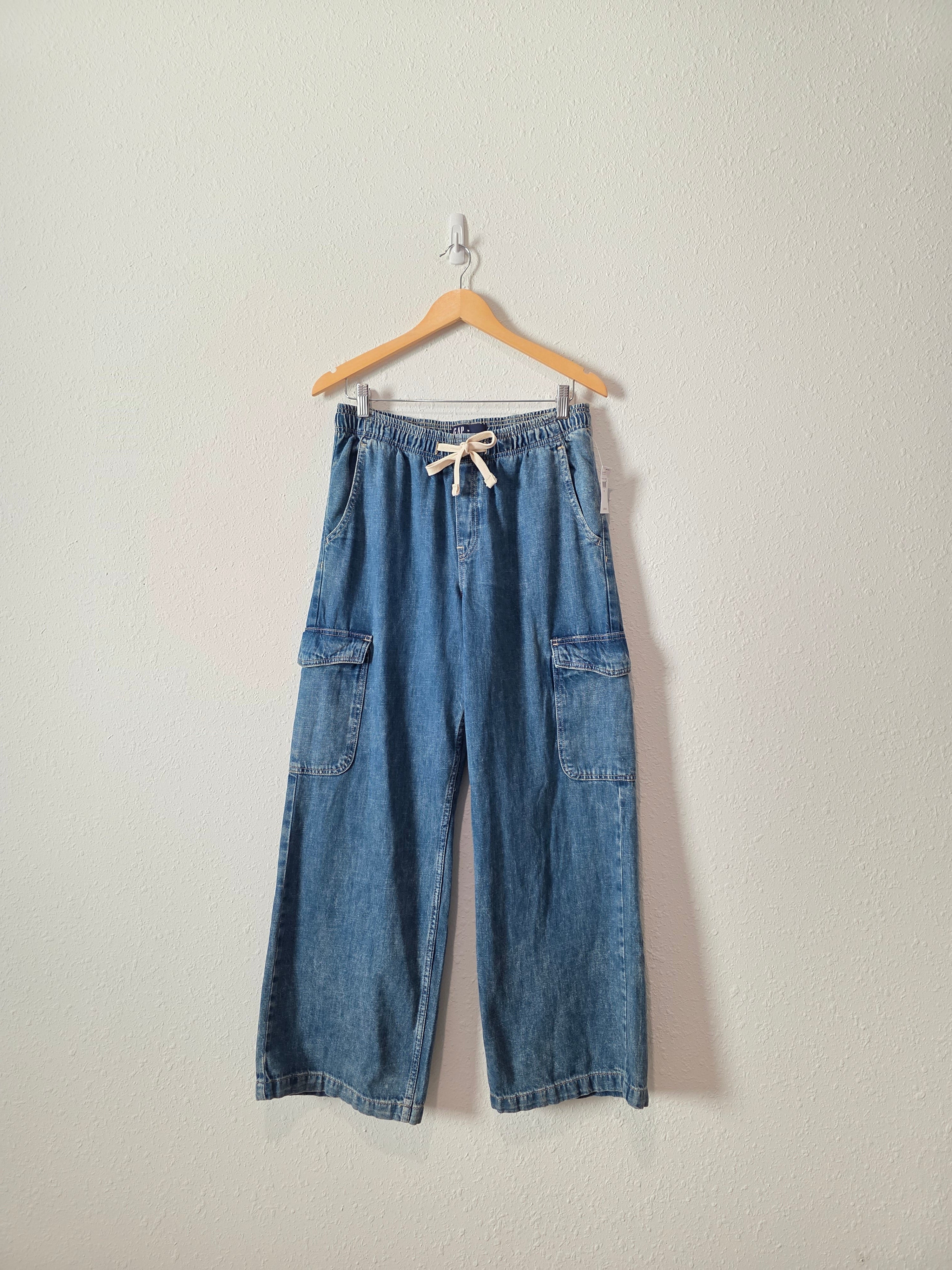 NEW Gap Wide Leg Cargo Jeans (M)