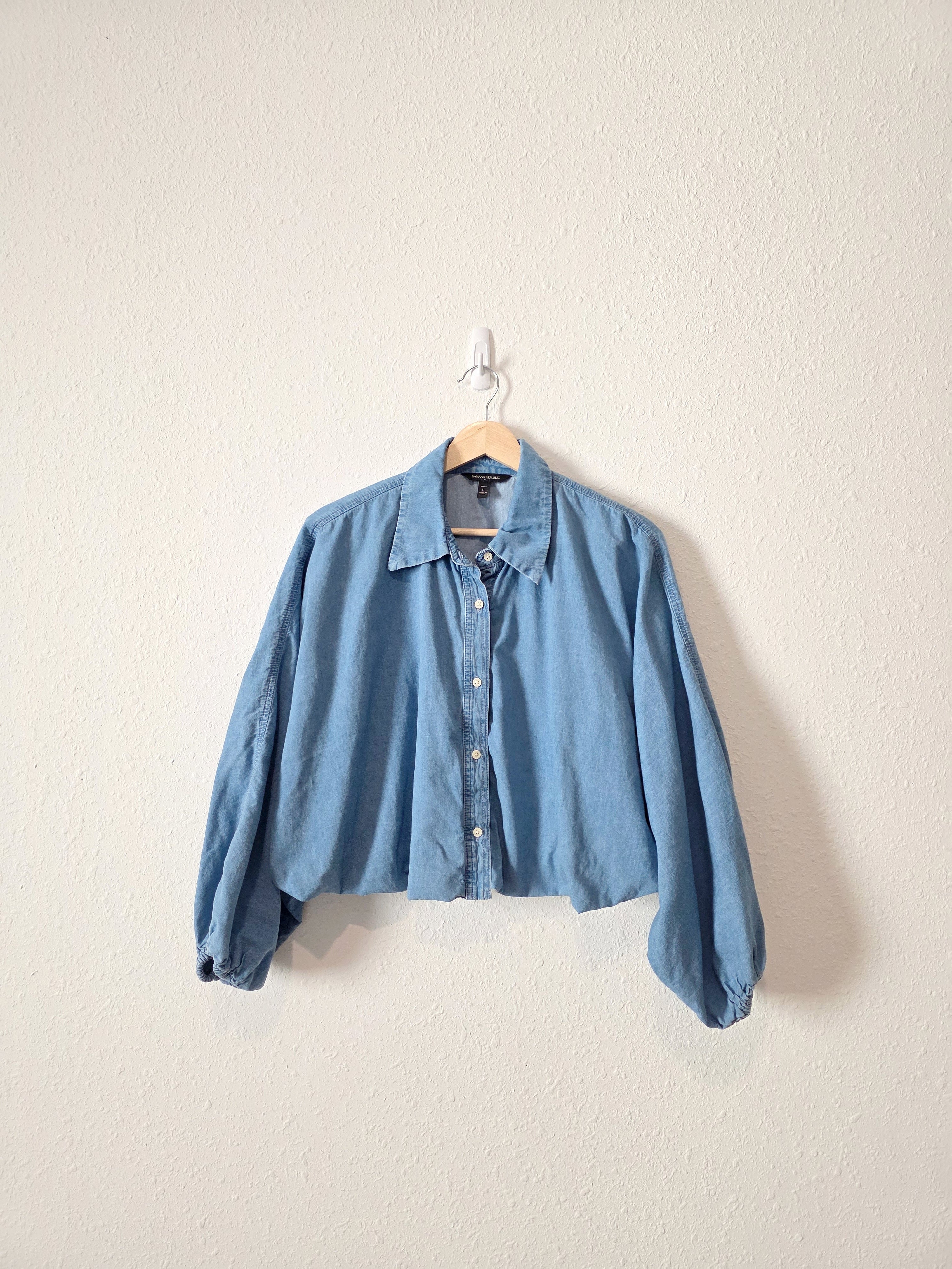 Banana Republic Denim Crop Shirt (LP)
