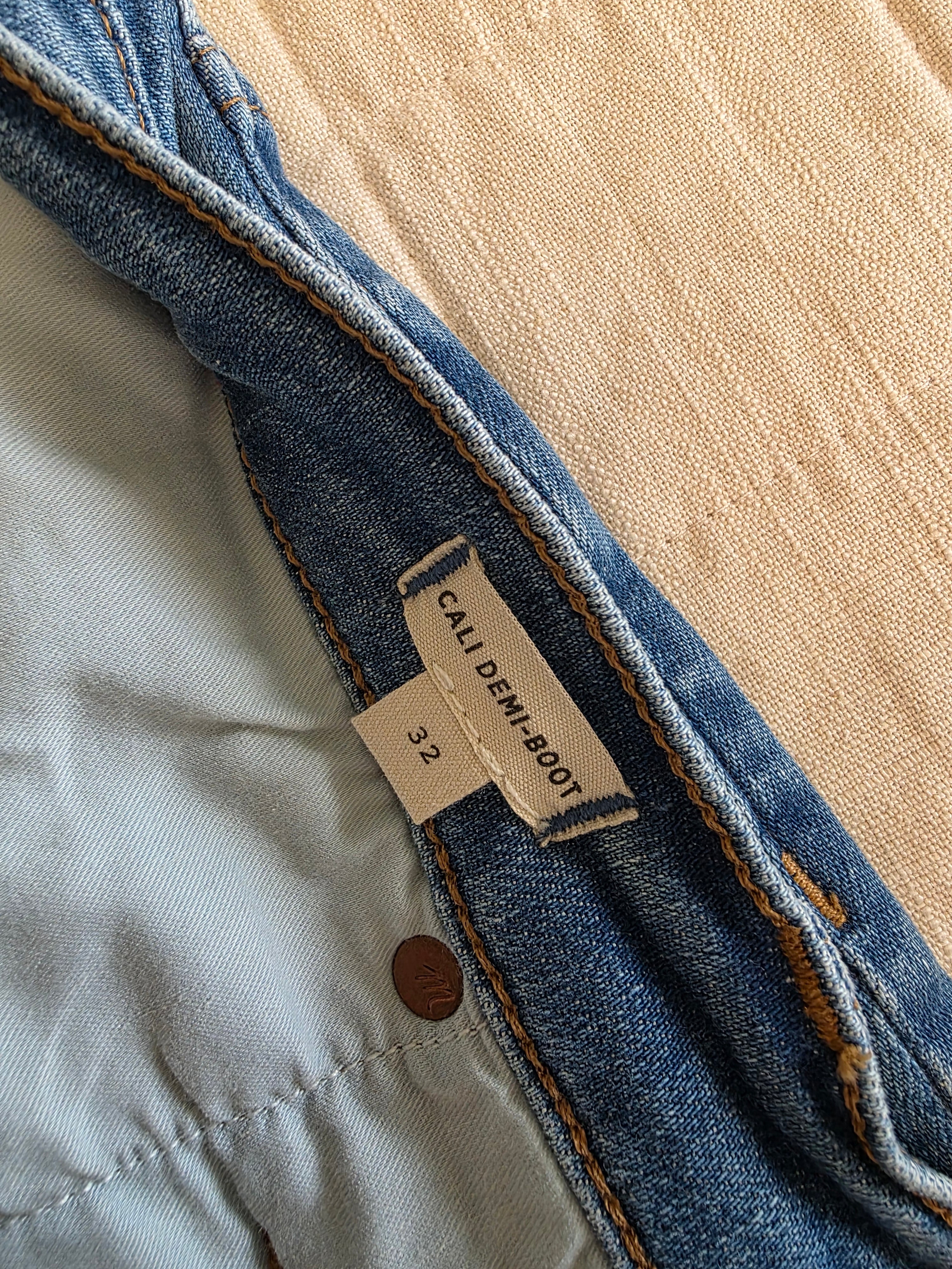 Madewell Cali Demi Boot Jeans (32)