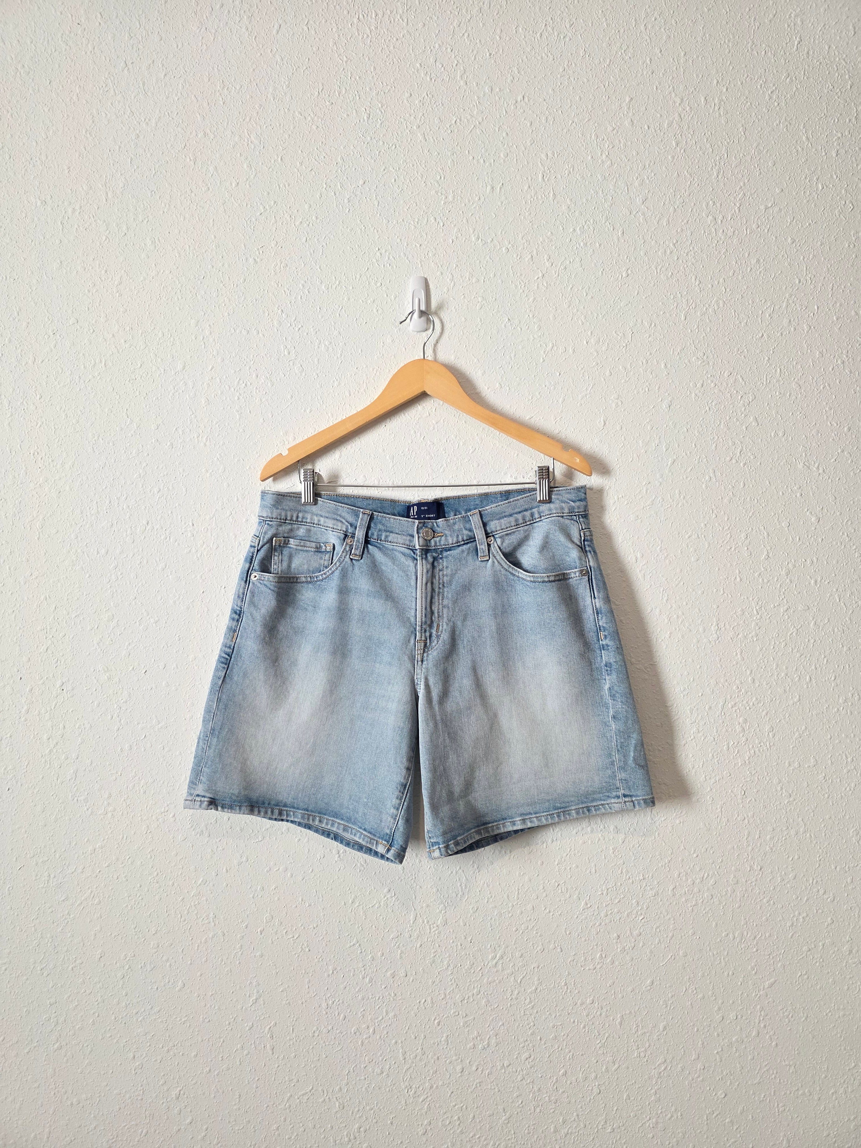 Gap Light Wash Denim Shorts (12/31)