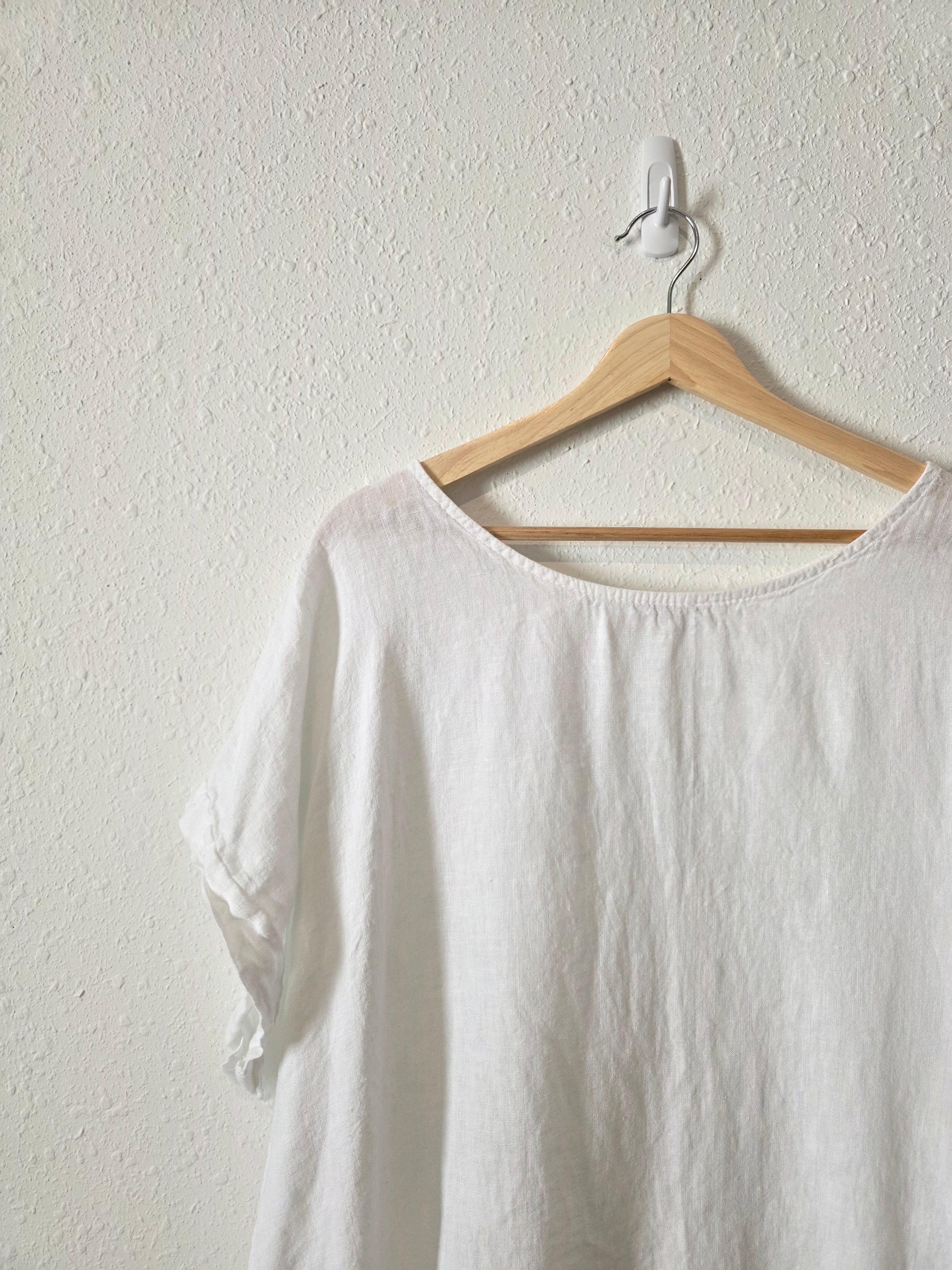 White Linen Relaxed Tee (2X)