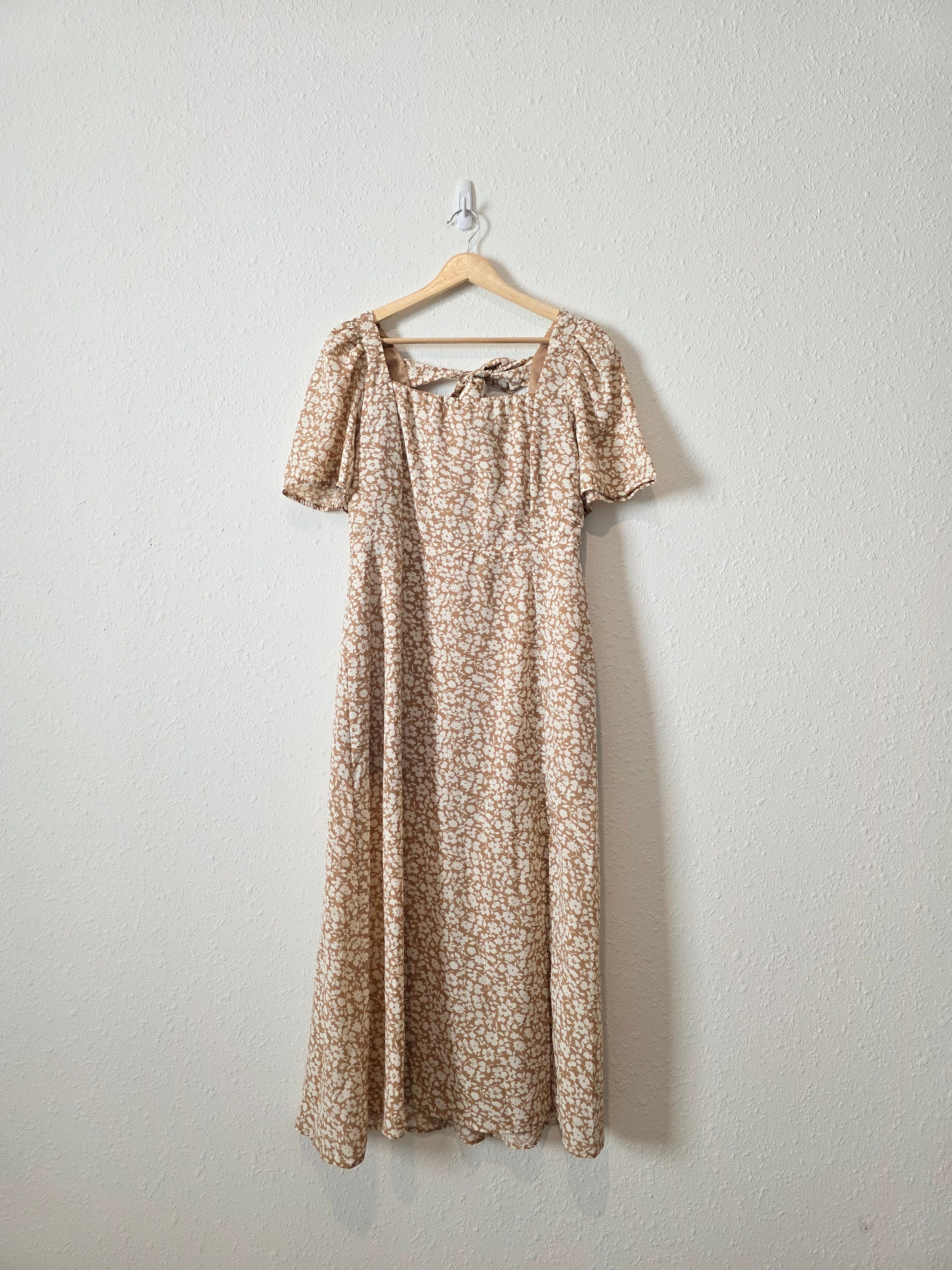 Altar'd State Floral Midi Dress (L)