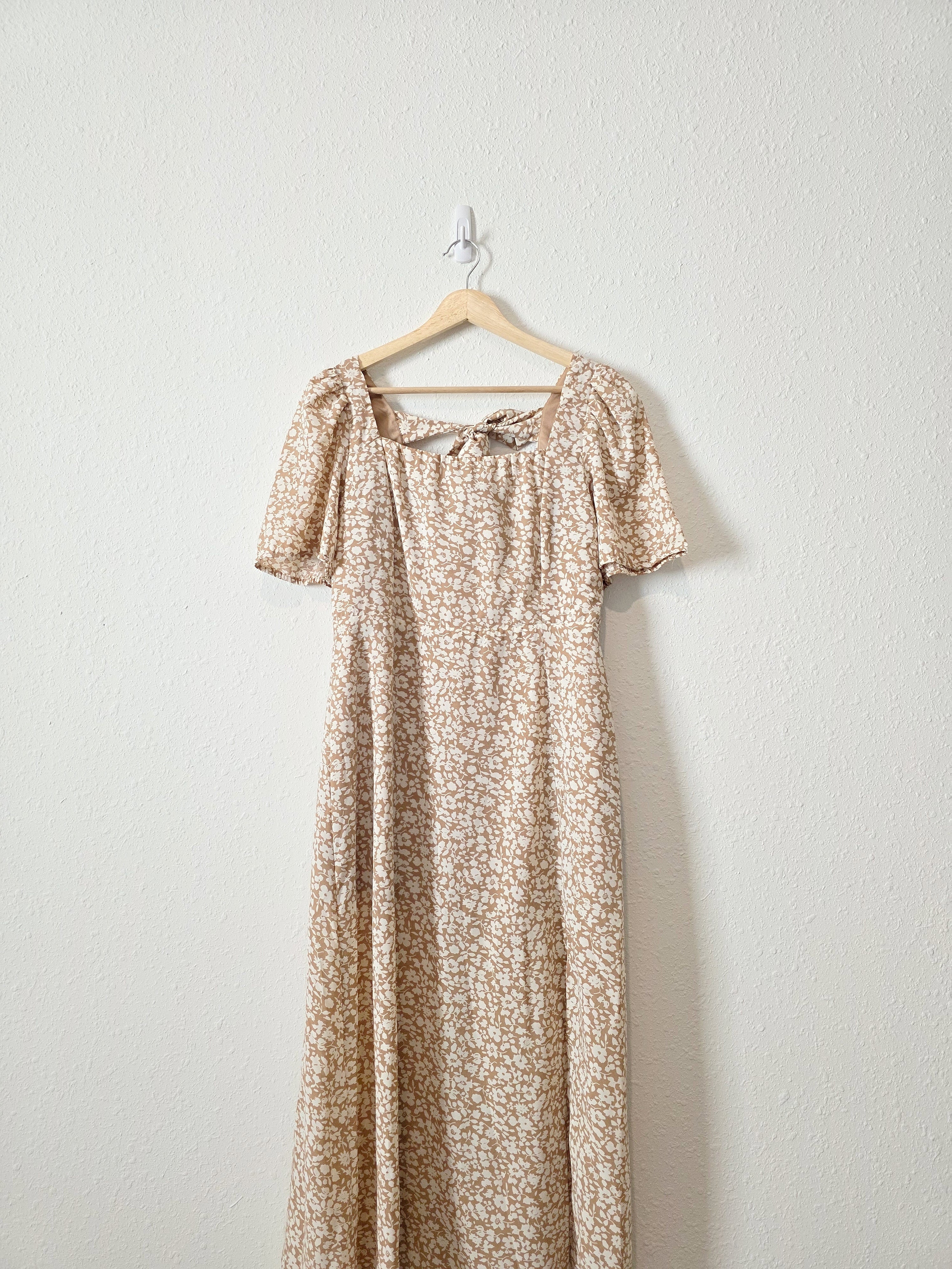 Altar'd State Floral Midi Dress (L)