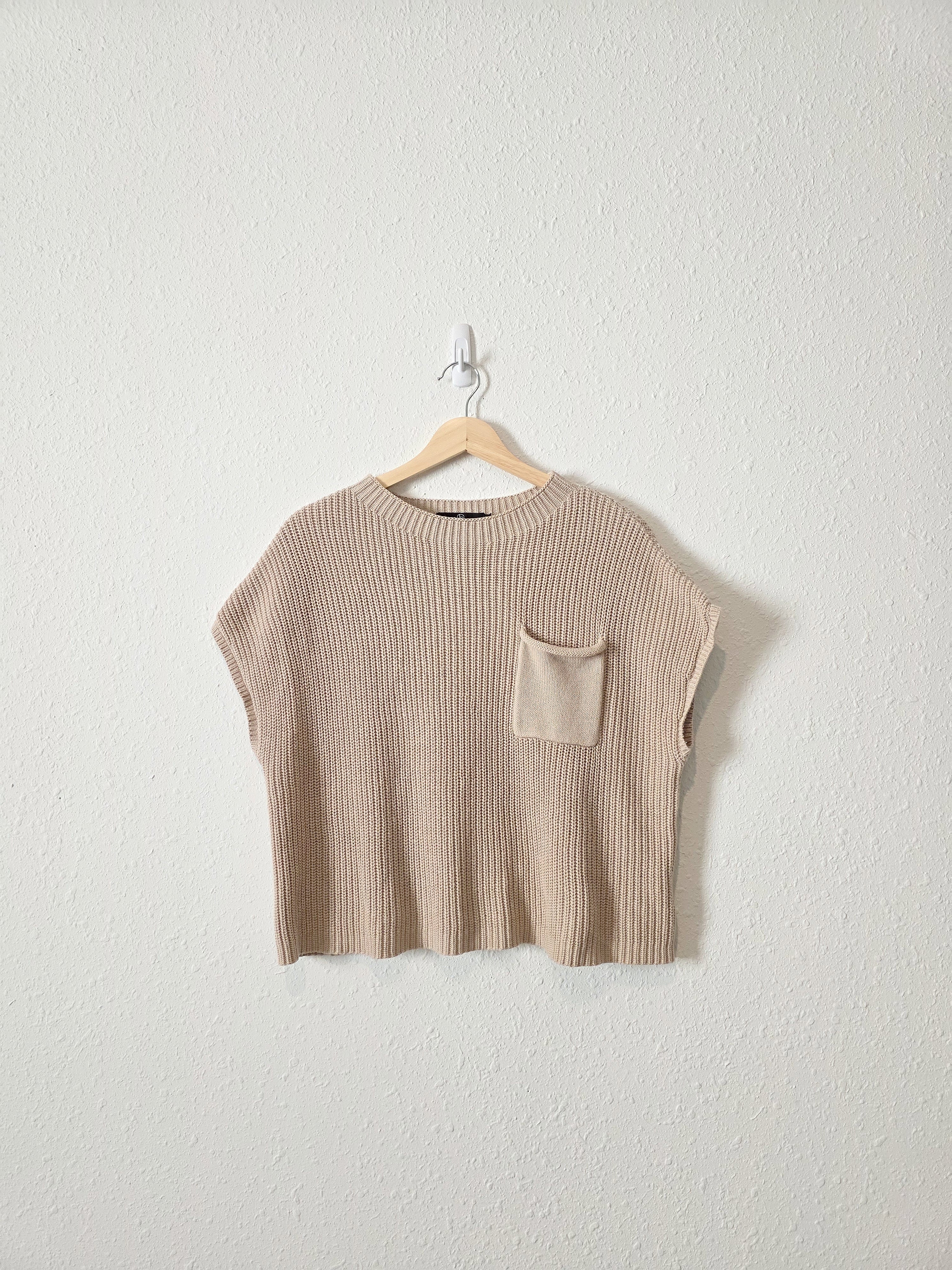 Neutral Boxy Knit Top (M)