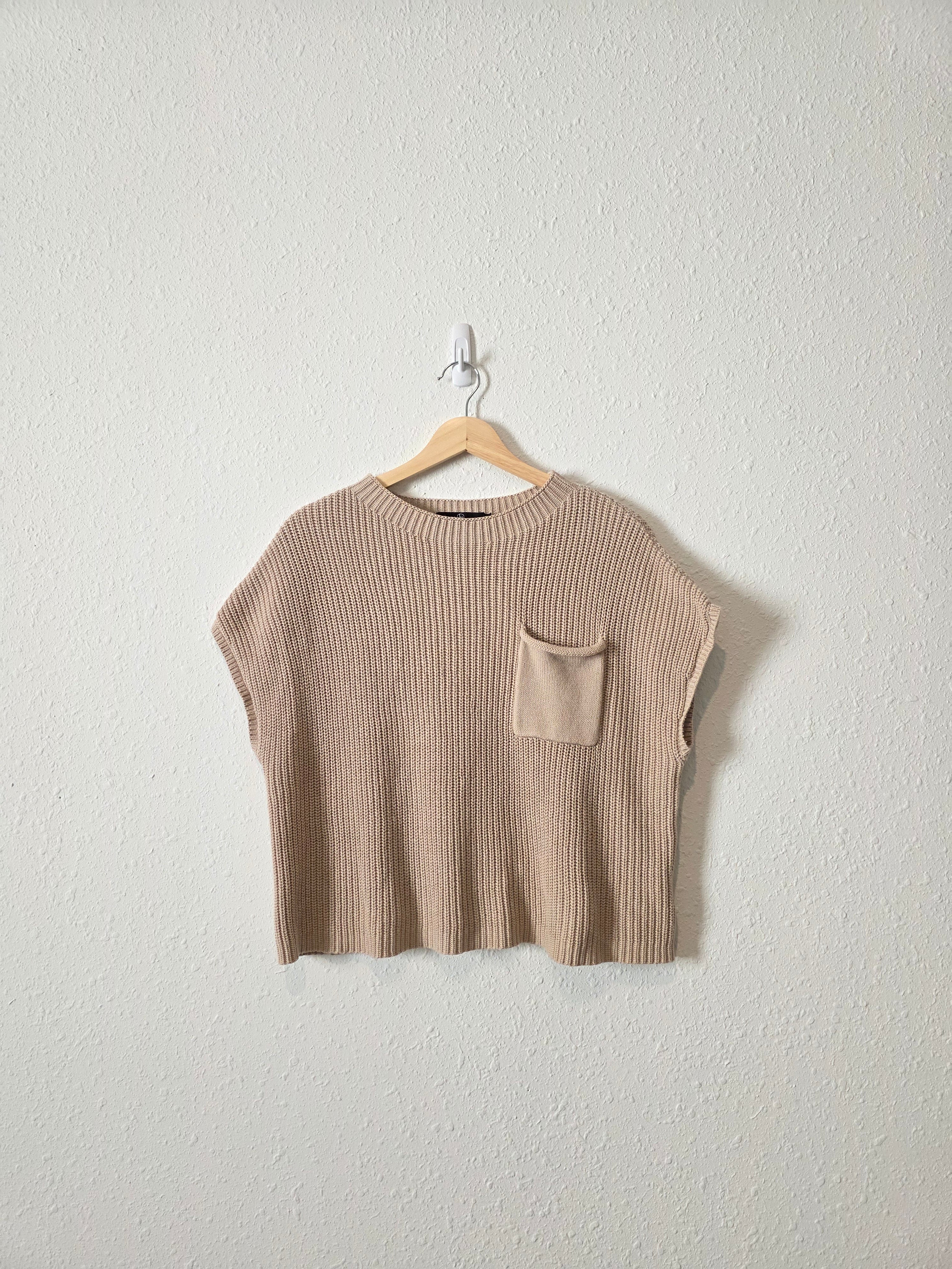 Neutral Boxy Knit Top (M)