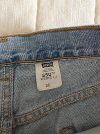 Vintage Levi's Denim Shorts (33/34)