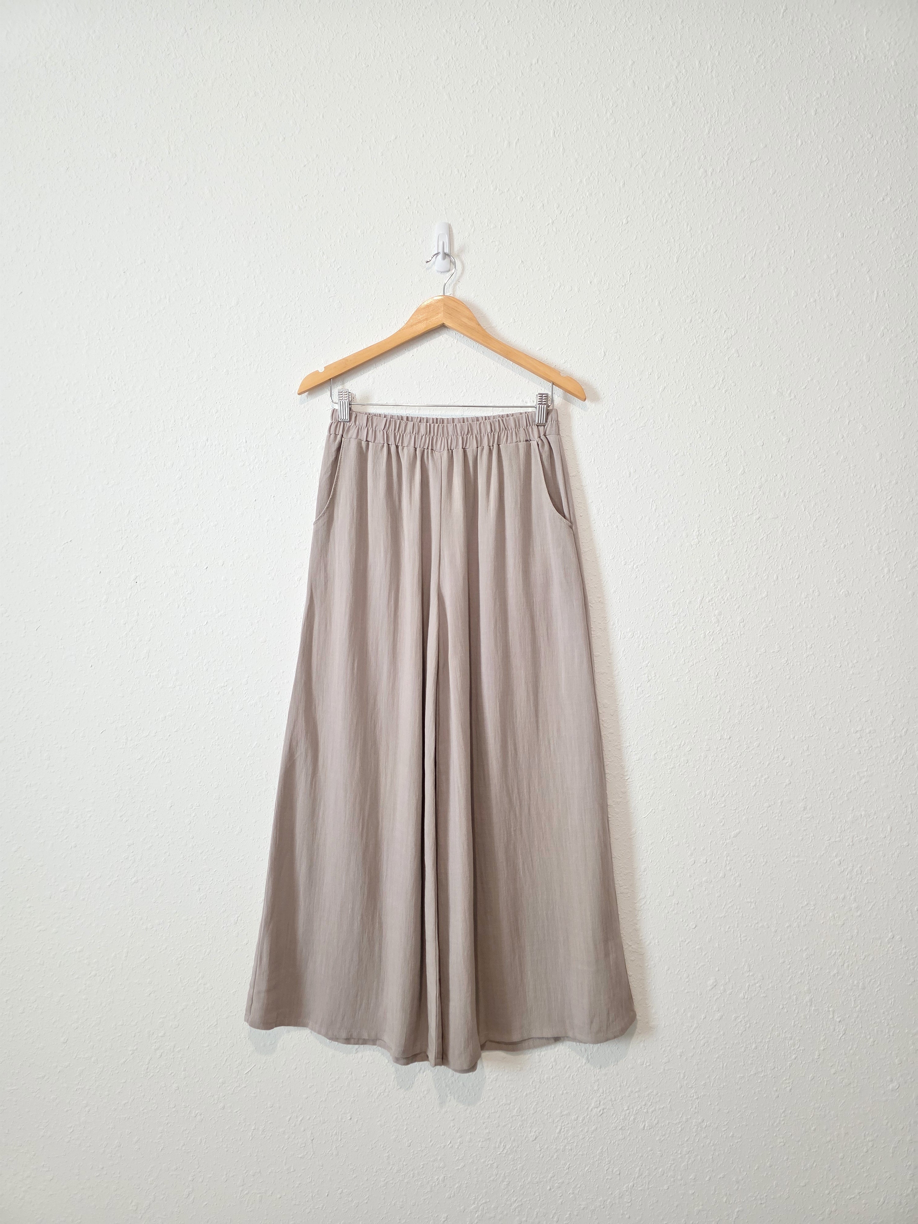 Carly Jean Wide Leg Pants (M)
