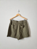 Lou & Grey Olive Linen Shorts (L)