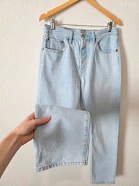 Levi's Light Wash Straight Jeans (30)