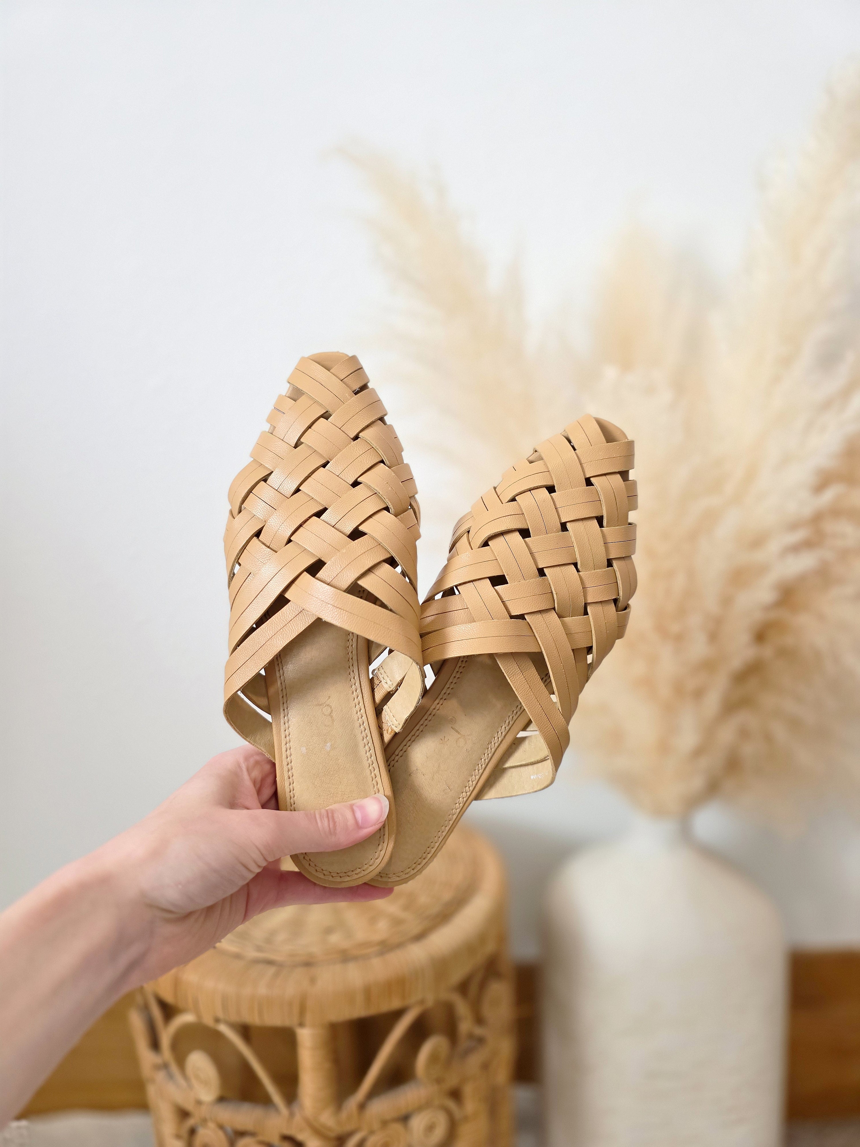 Splendid Woven Leather Mules (5.5)