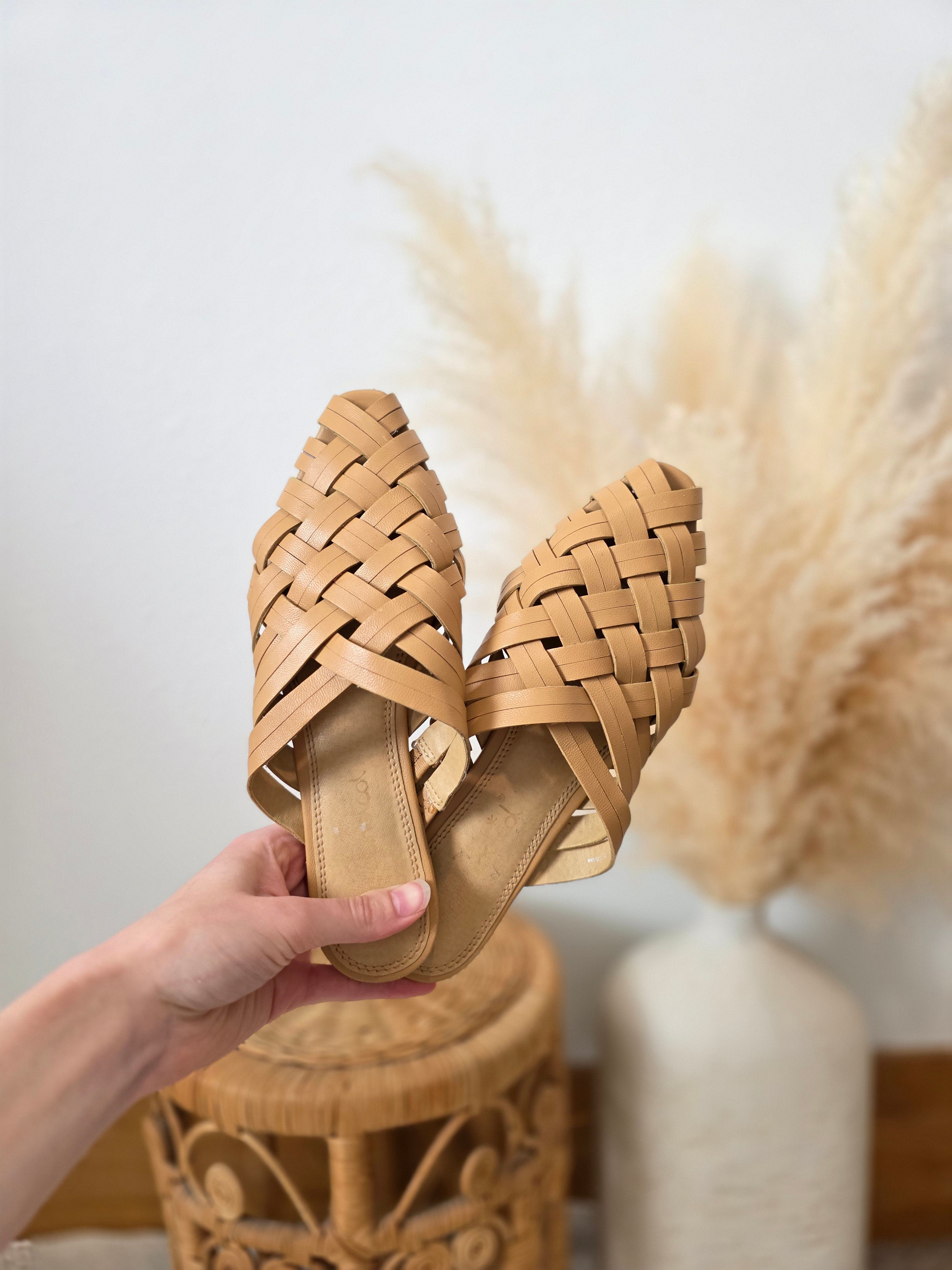 Splendid Woven Leather Mules (5.5)