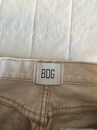 BDG Neutral Wide Leg Jeans (27)