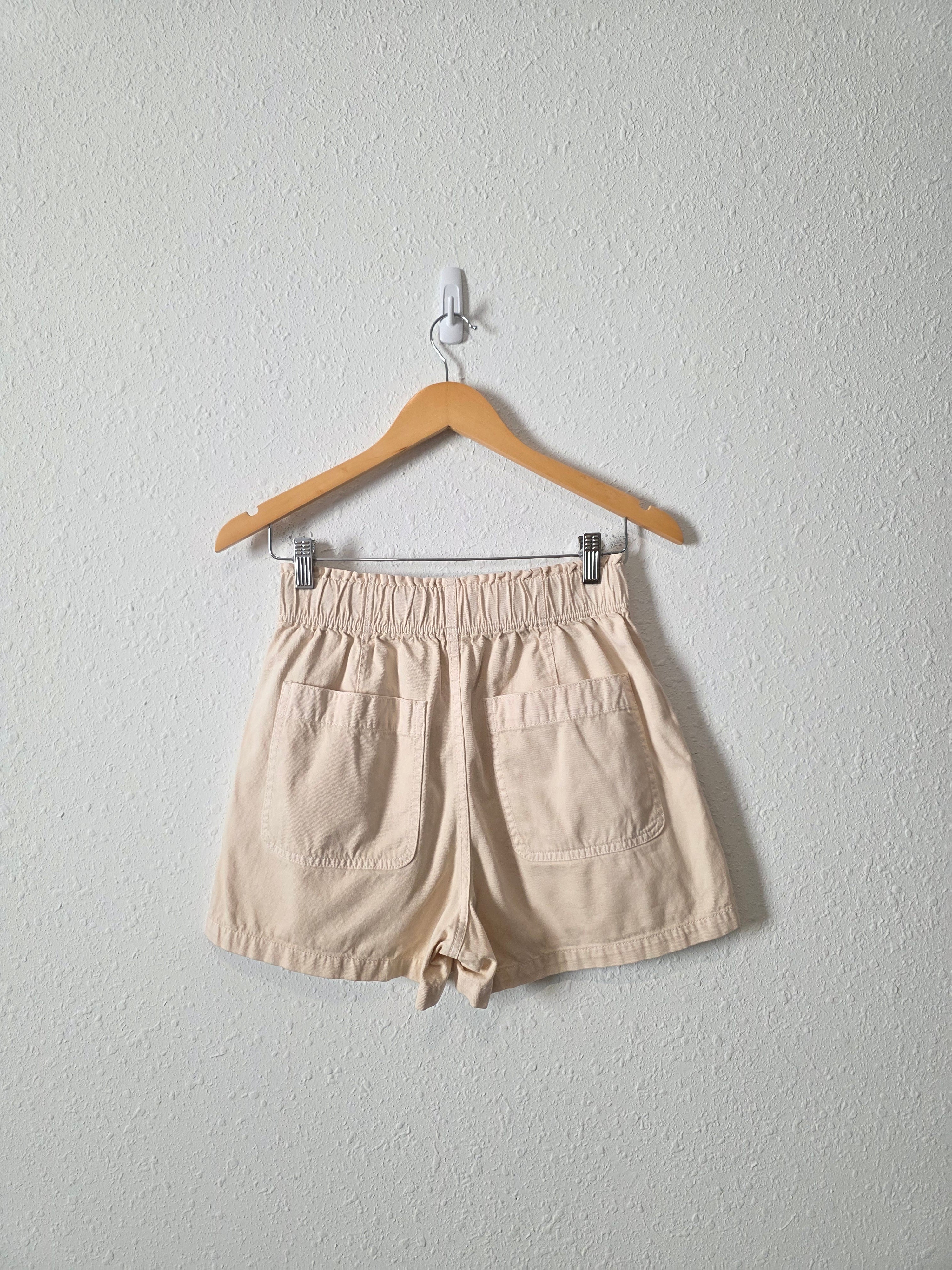 Madewell Cream High Rise Shorts (24)