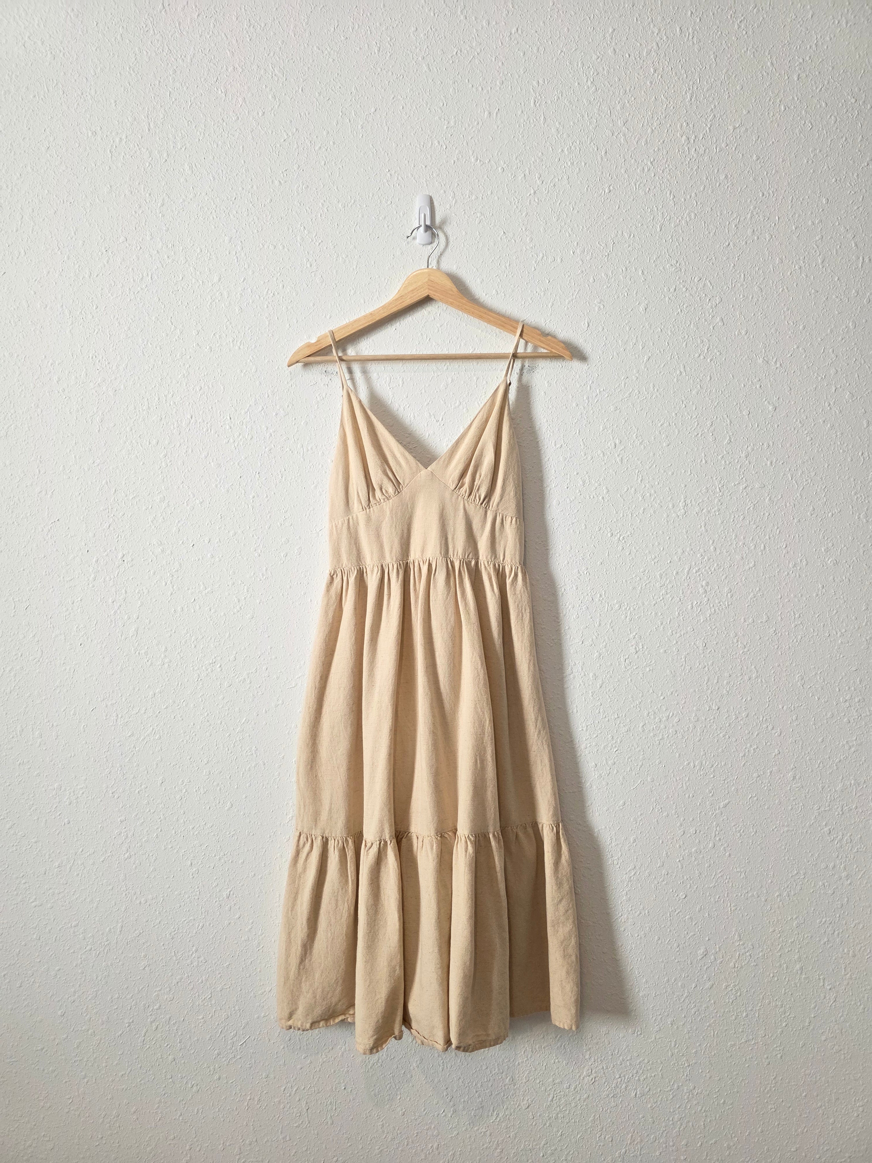 Neutral Tiered Midi Dress (M)