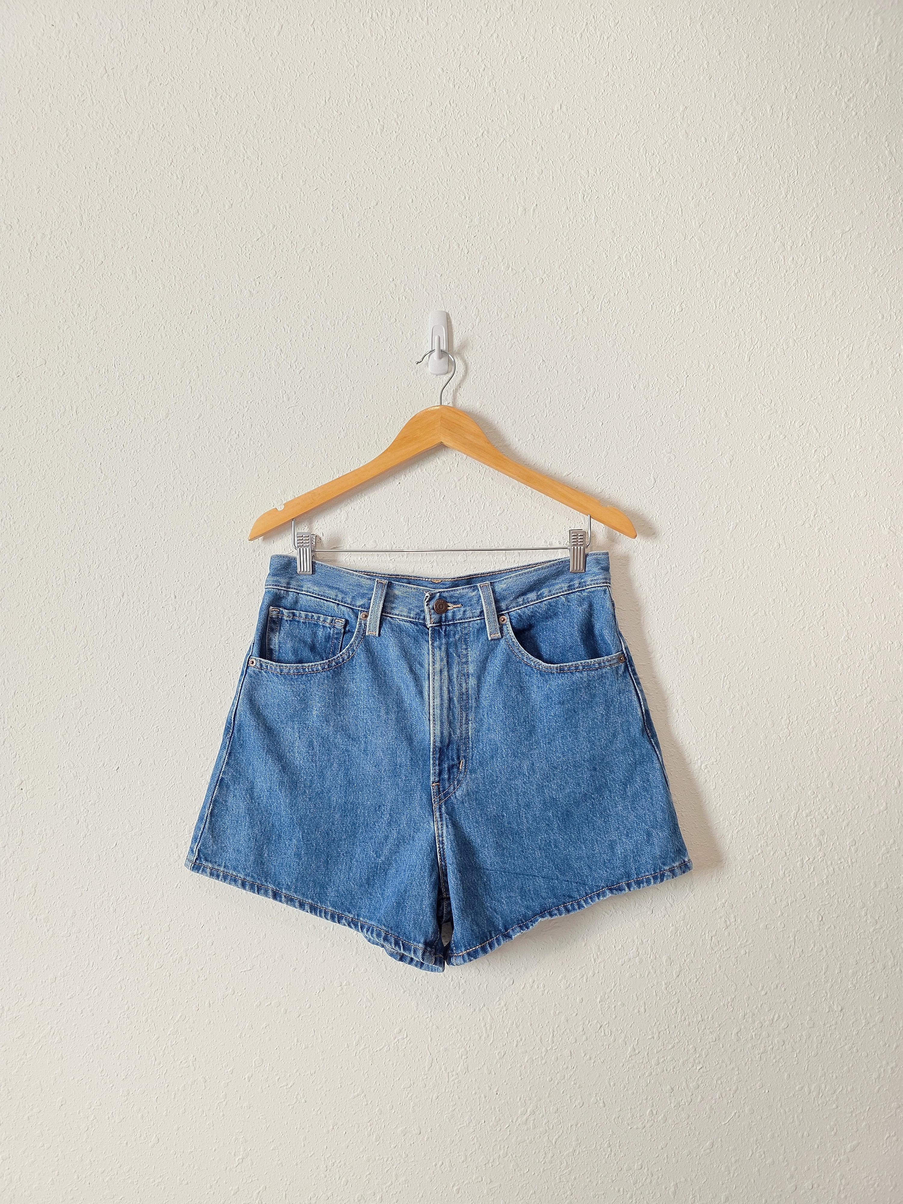 Levi's Denim Mom Shorts (30)