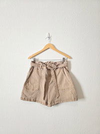 Loft Neutral Belted Shorts (M)