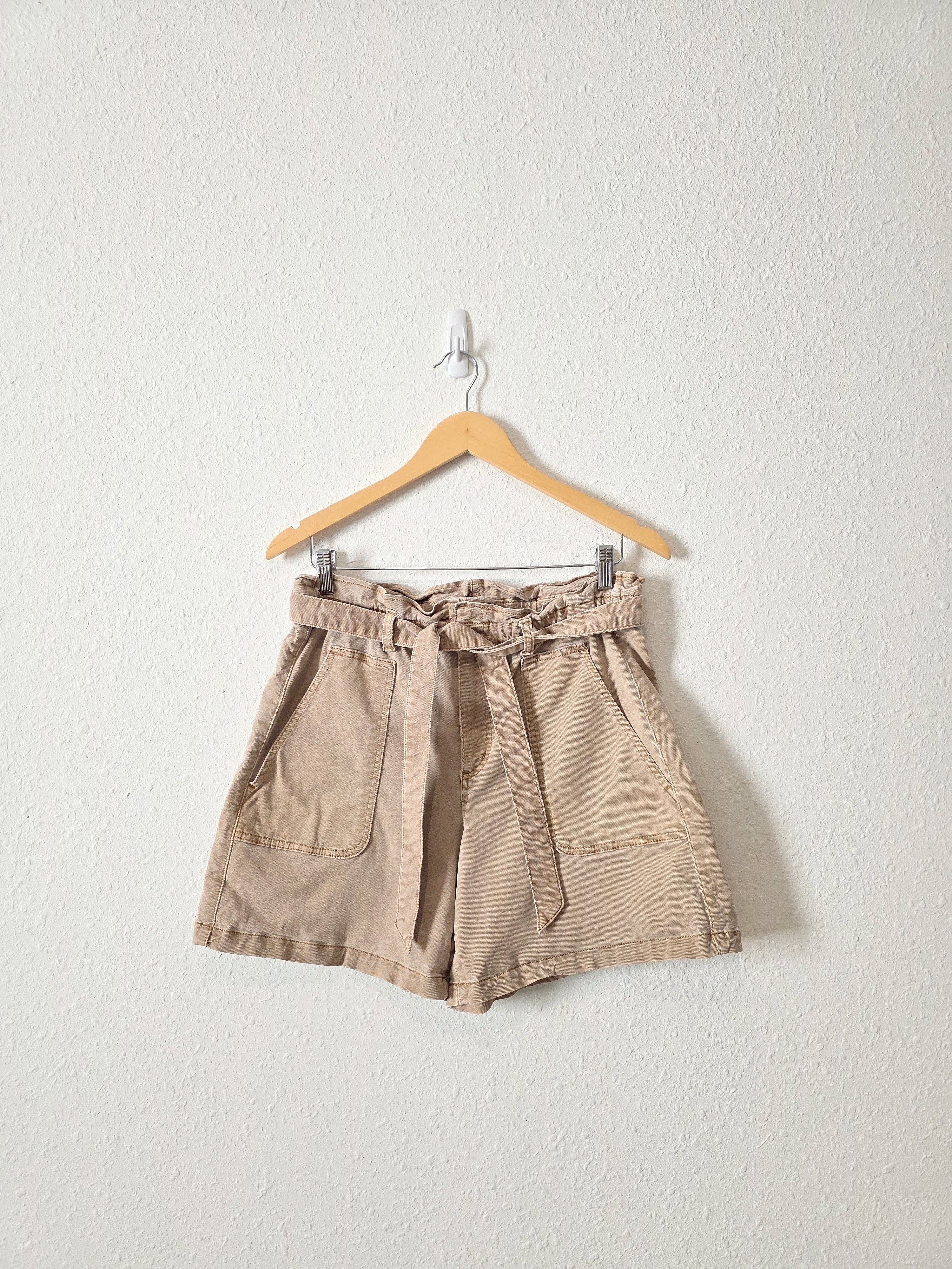 Loft Neutral Belted Shorts (M)