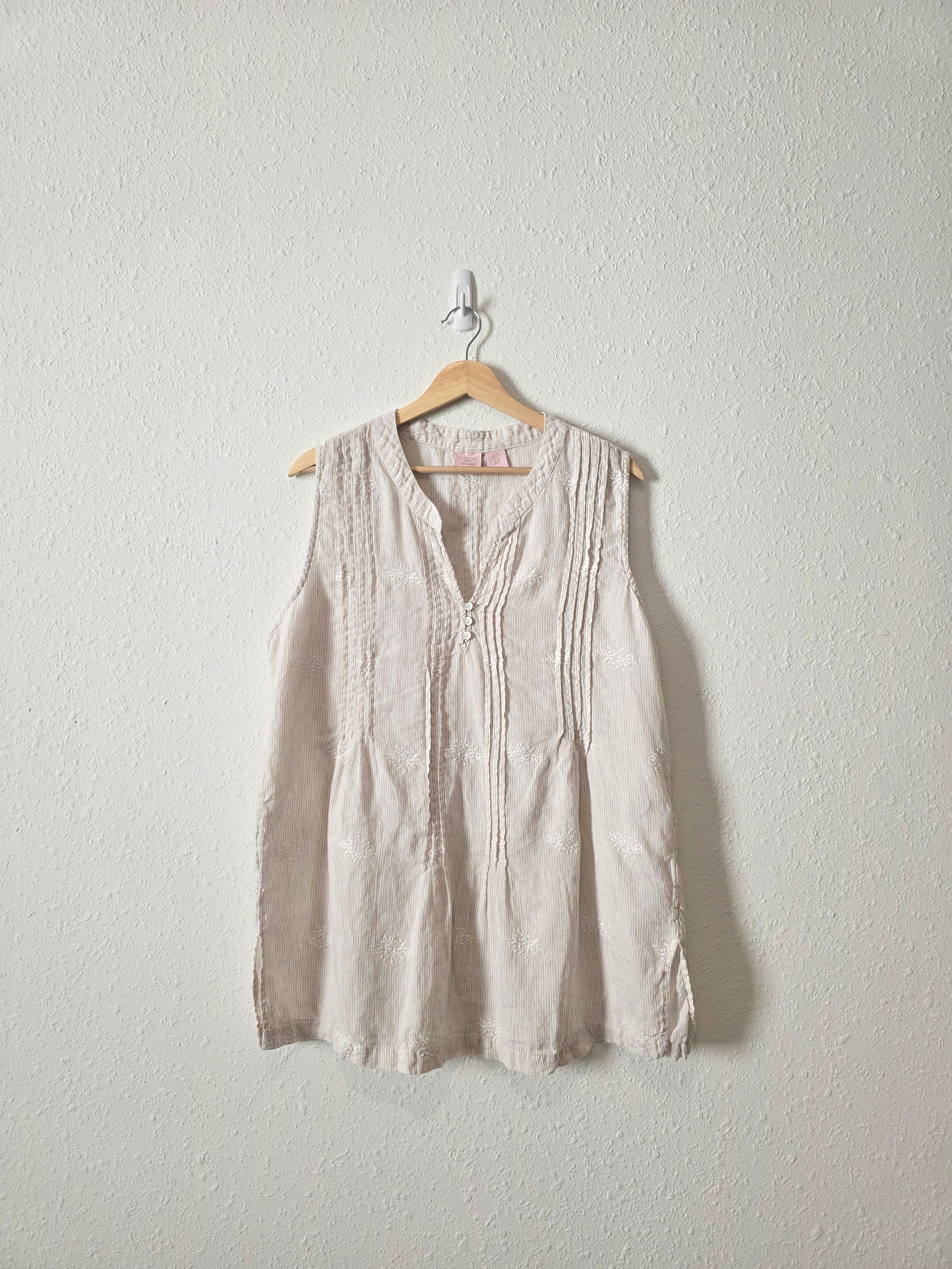 Floral Embroidered Linen Tank (XL)