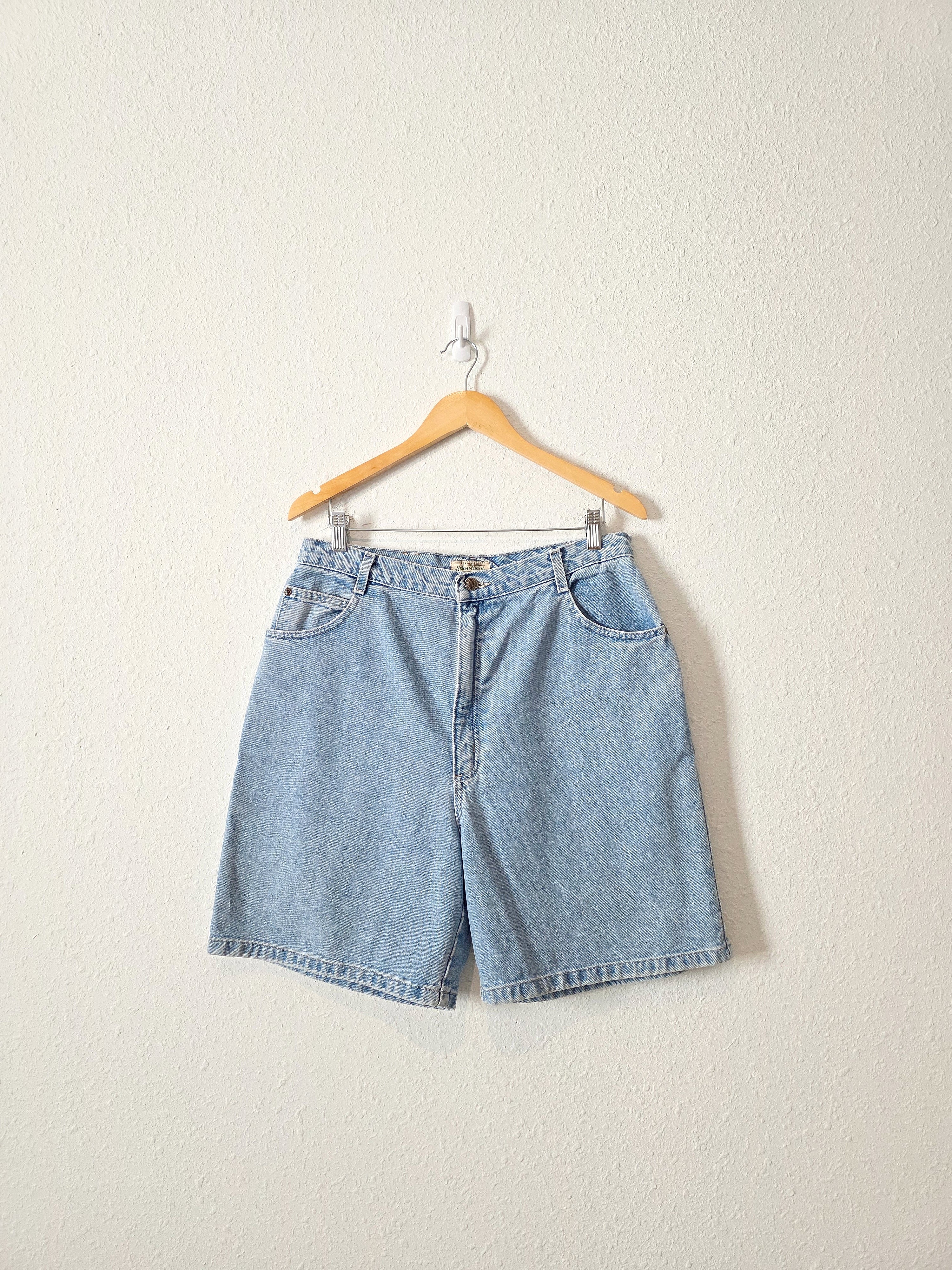 Vintage Relaxed Denim Shorts (32)