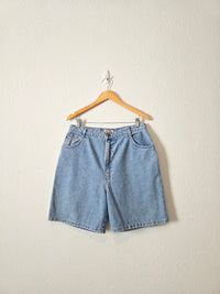 Vintage Relaxed Denim Shorts (32)