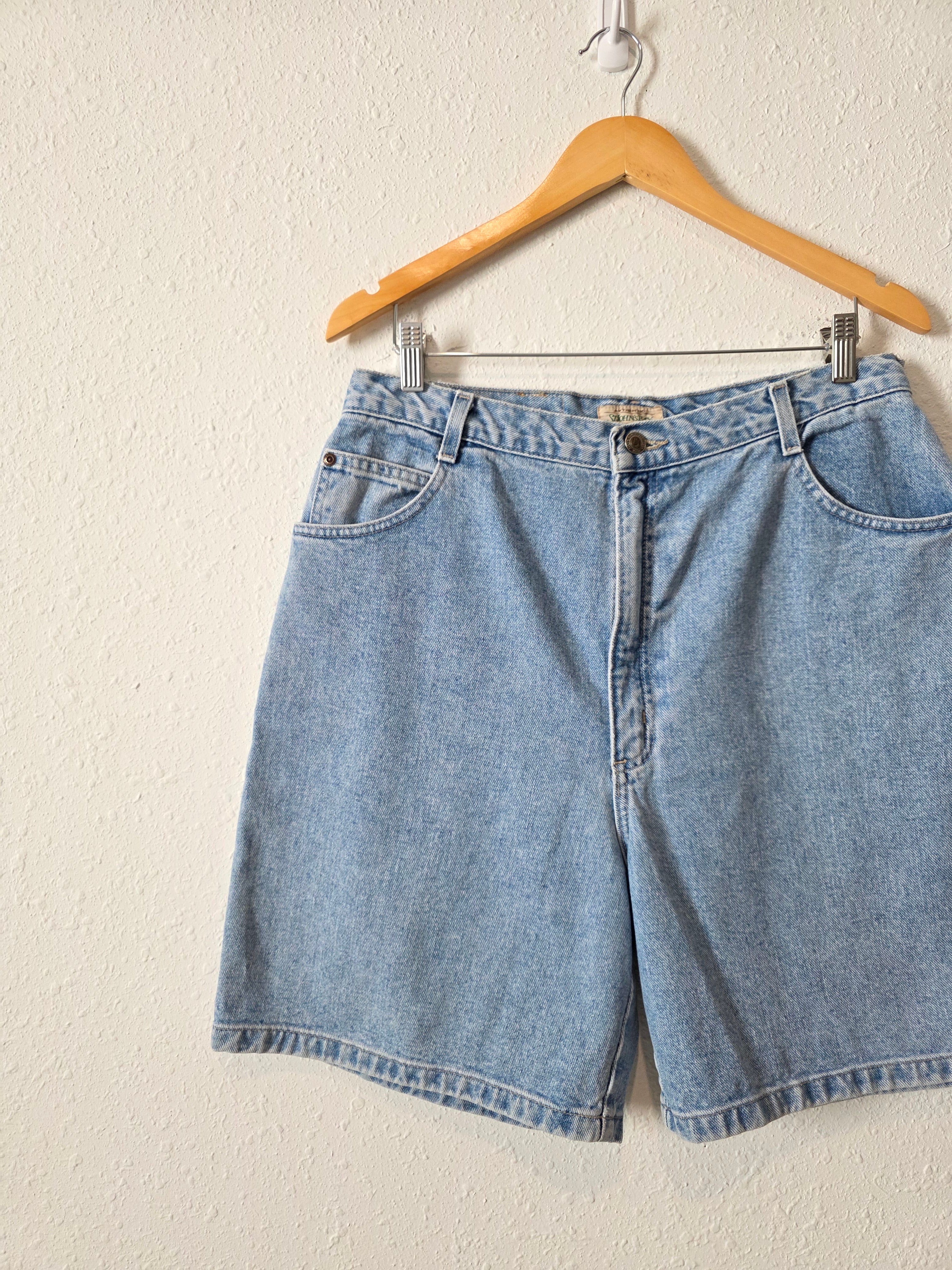 Vintage Relaxed Denim Shorts (32)