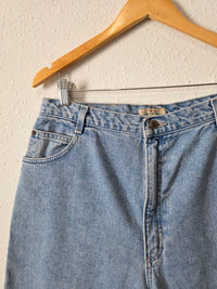 Vintage Relaxed Denim Shorts (32)