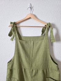 Green Wide Leg Overall Jumpsuit (L/XL)